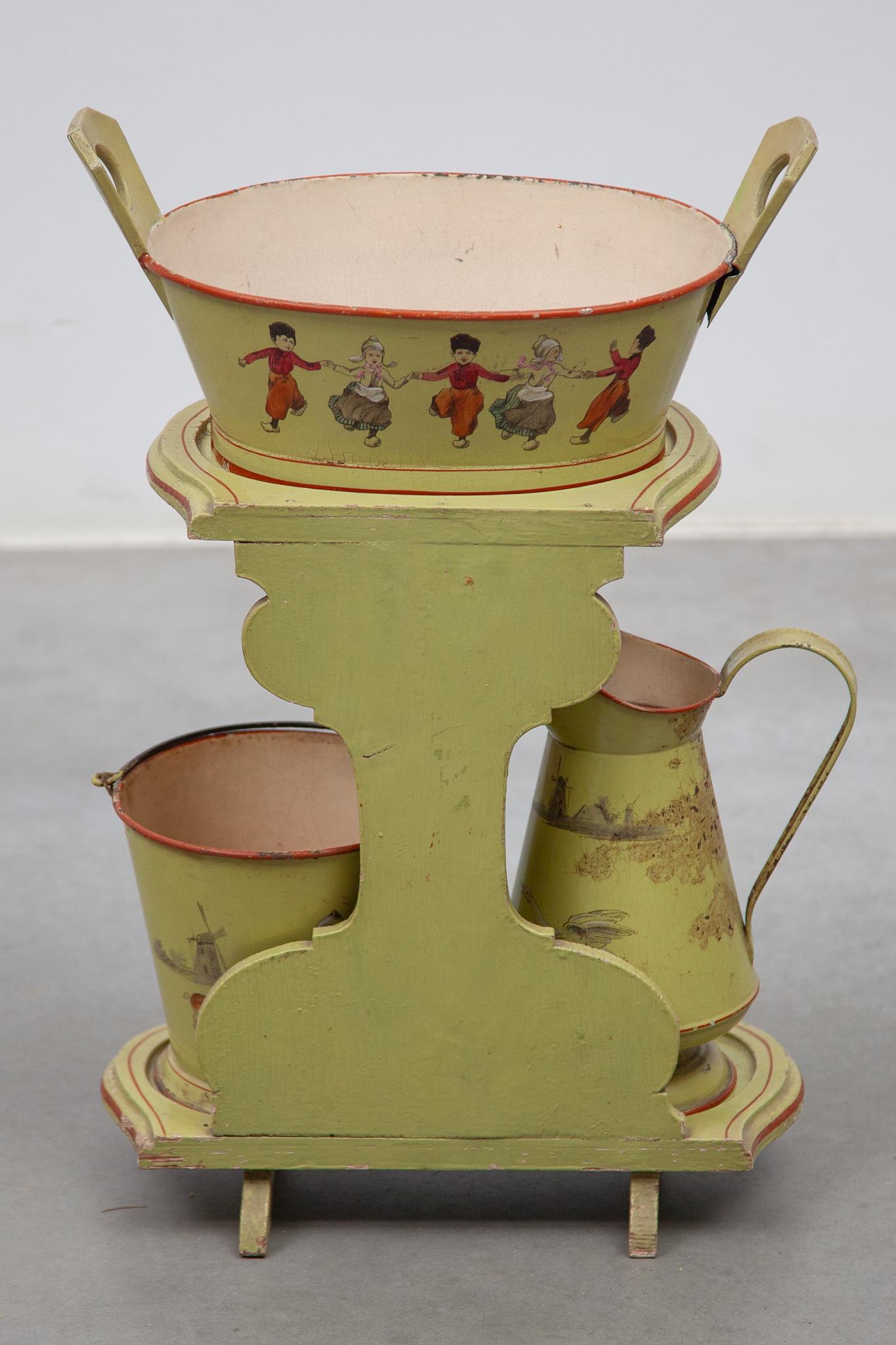 Début du 20ème siècle Ensemble de jouets pour enfants Art nouveau en vente