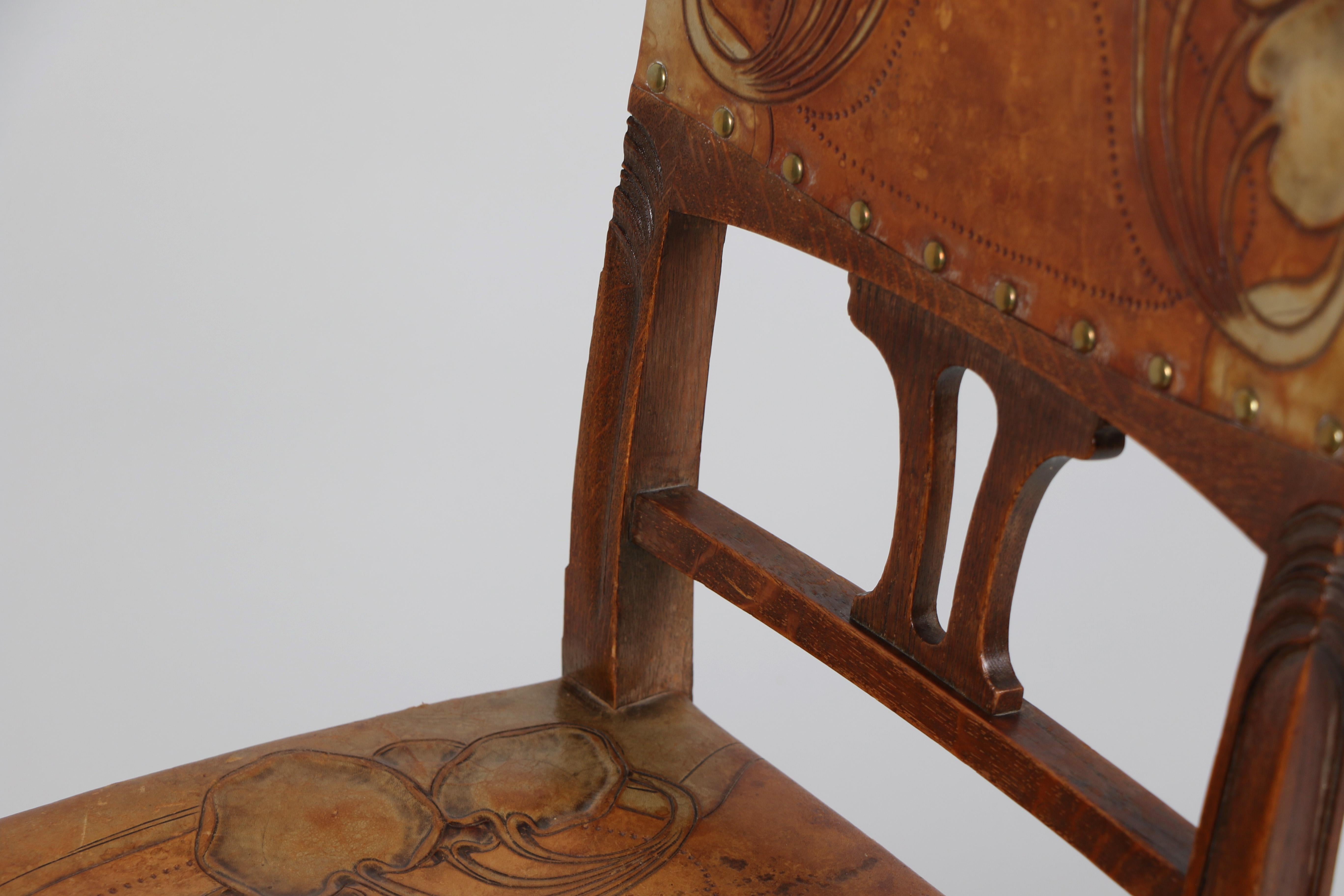 Art Nouveau Set of Six Chairs in Solid Oak. Vienna, c. 1910. For Sale 8