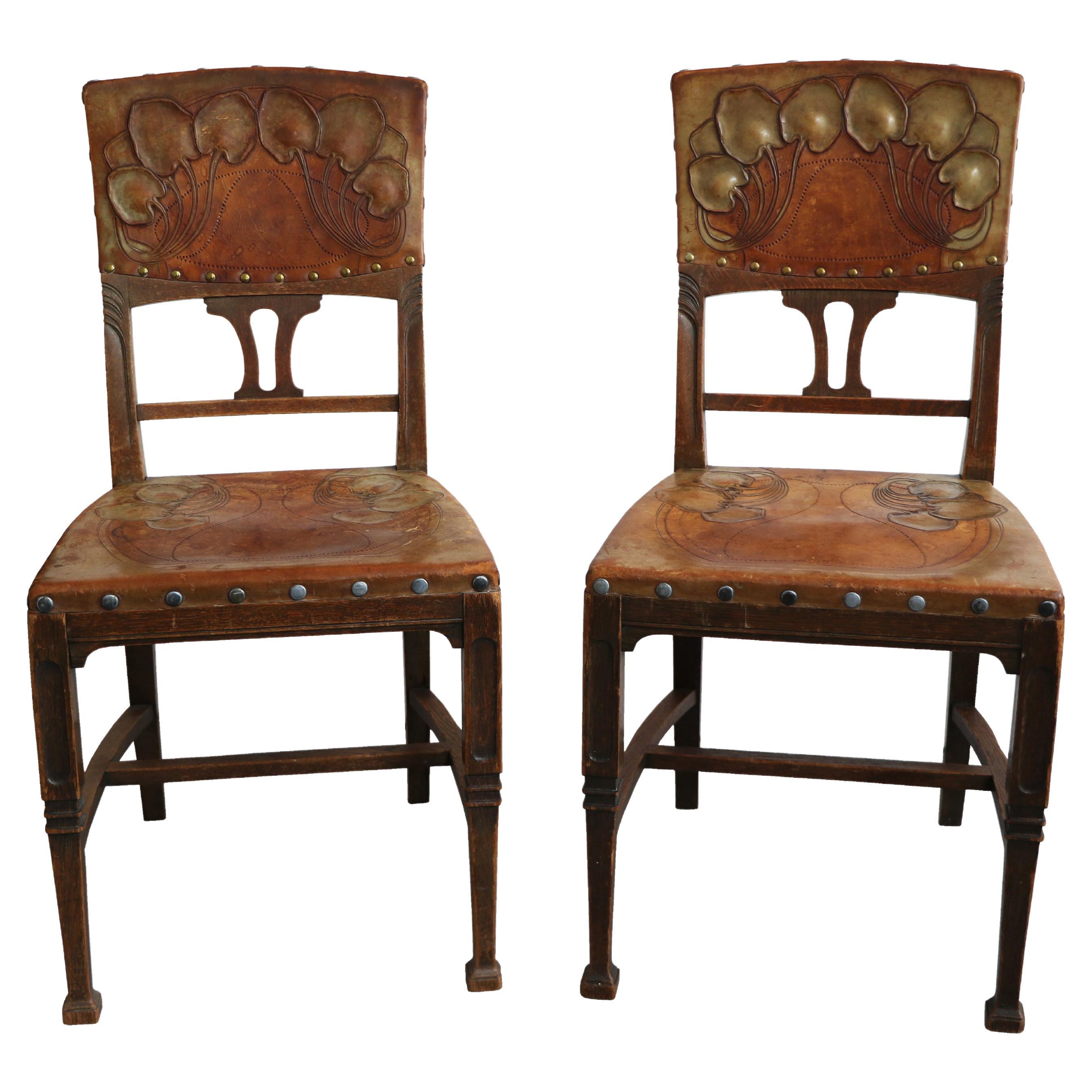 Art Nouveau Set of Six Chairs in Solid Oak, Vienna, circa 1910