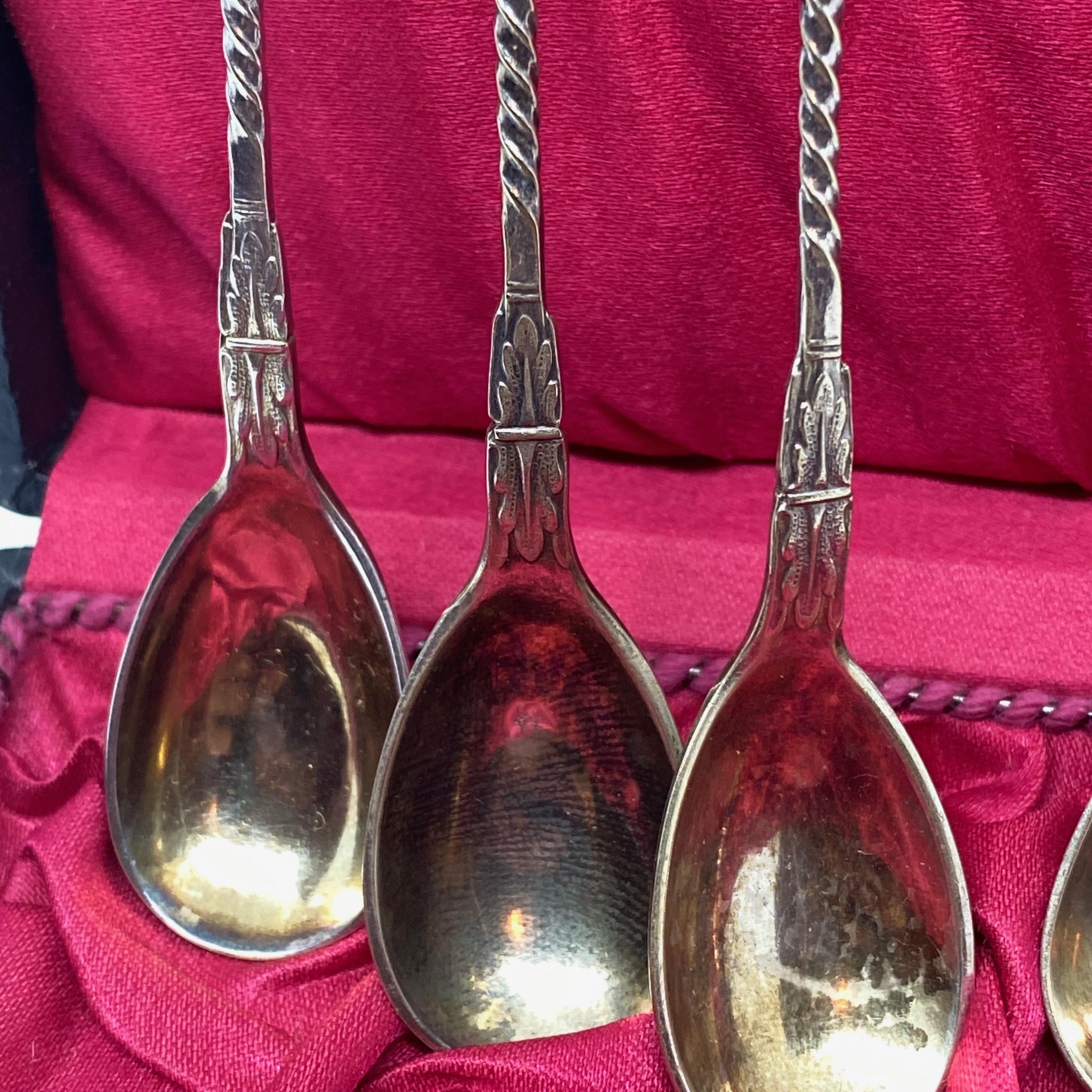 Art Nouveau Juego de seis cucharas de café mocca plateadas Antiguo, Suecia, 1900 en venta 1