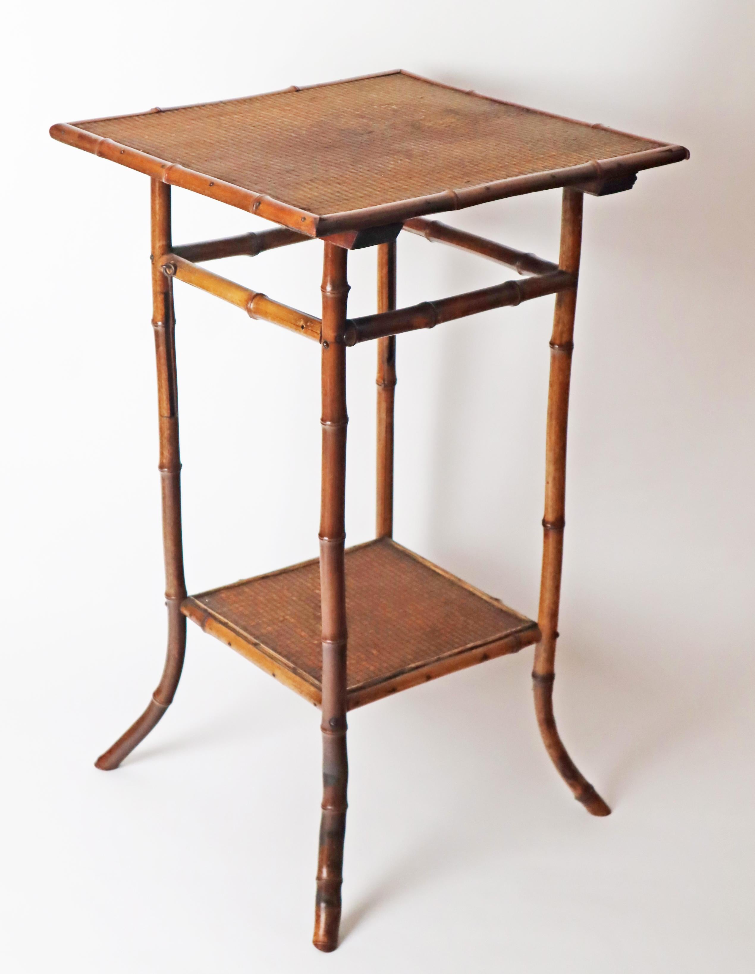 Jugendstil Beistelltisch aus Bambus im Angebot 3