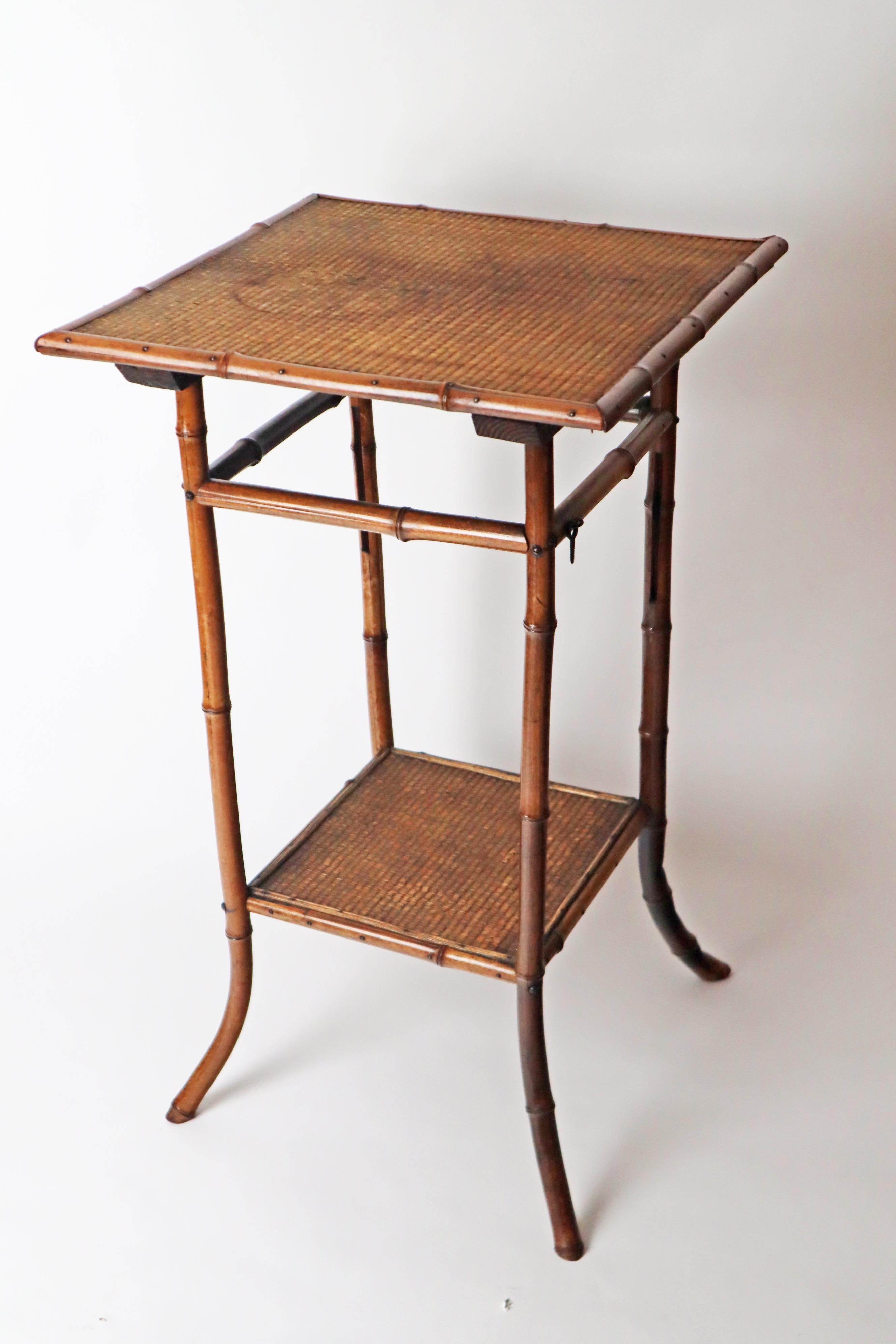 Jugendstil Beistelltisch aus Bambus im Angebot 8