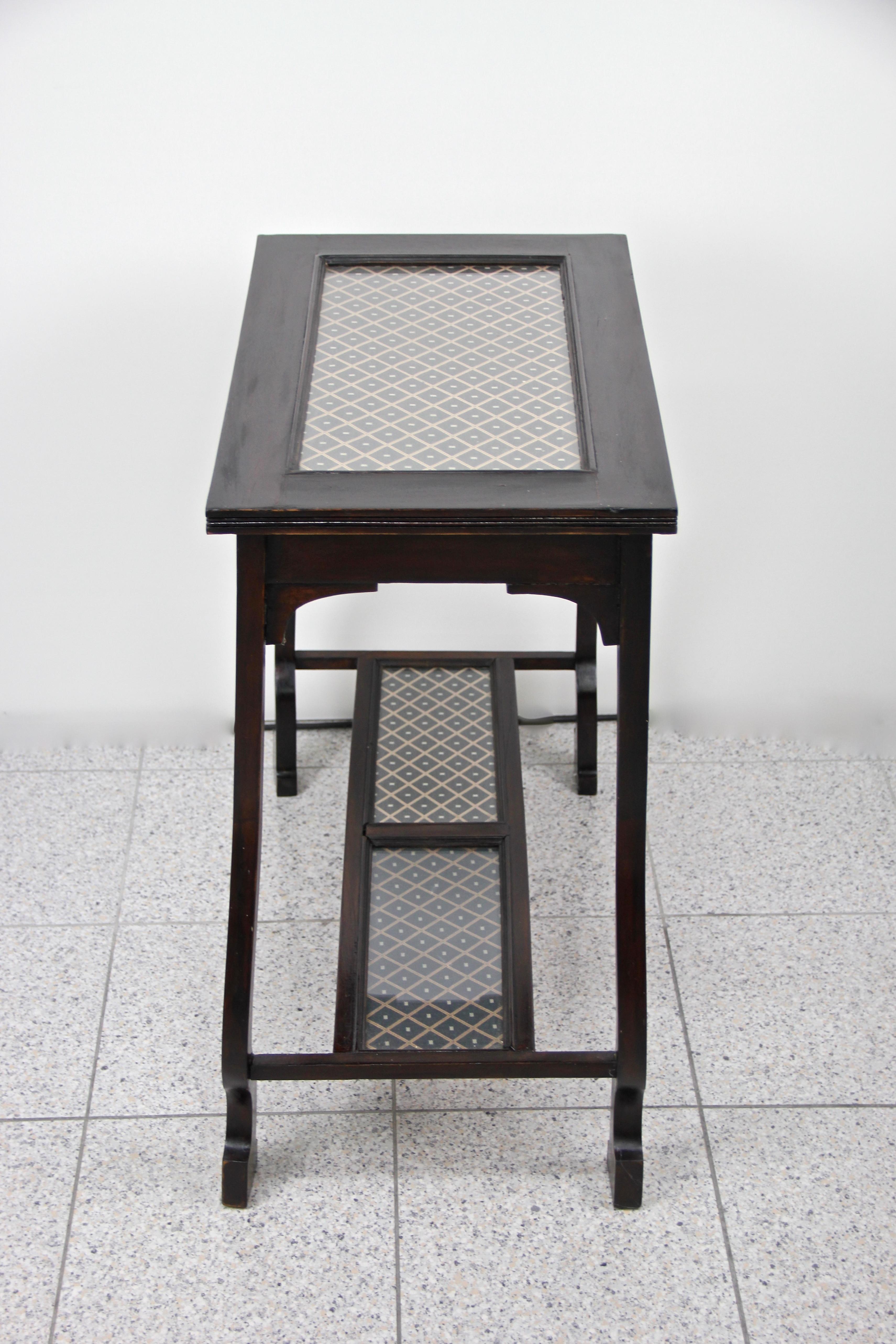 20th Century Art Nouveau Side Table with Inlayed Glassplates, Austria, circa 1910 For Sale