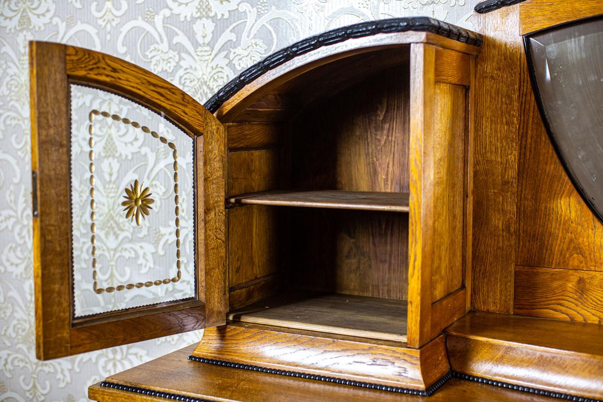 Art Nouveau Sideboard Veneered with Oak, the Turn of the 19th and 20th Century For Sale 5