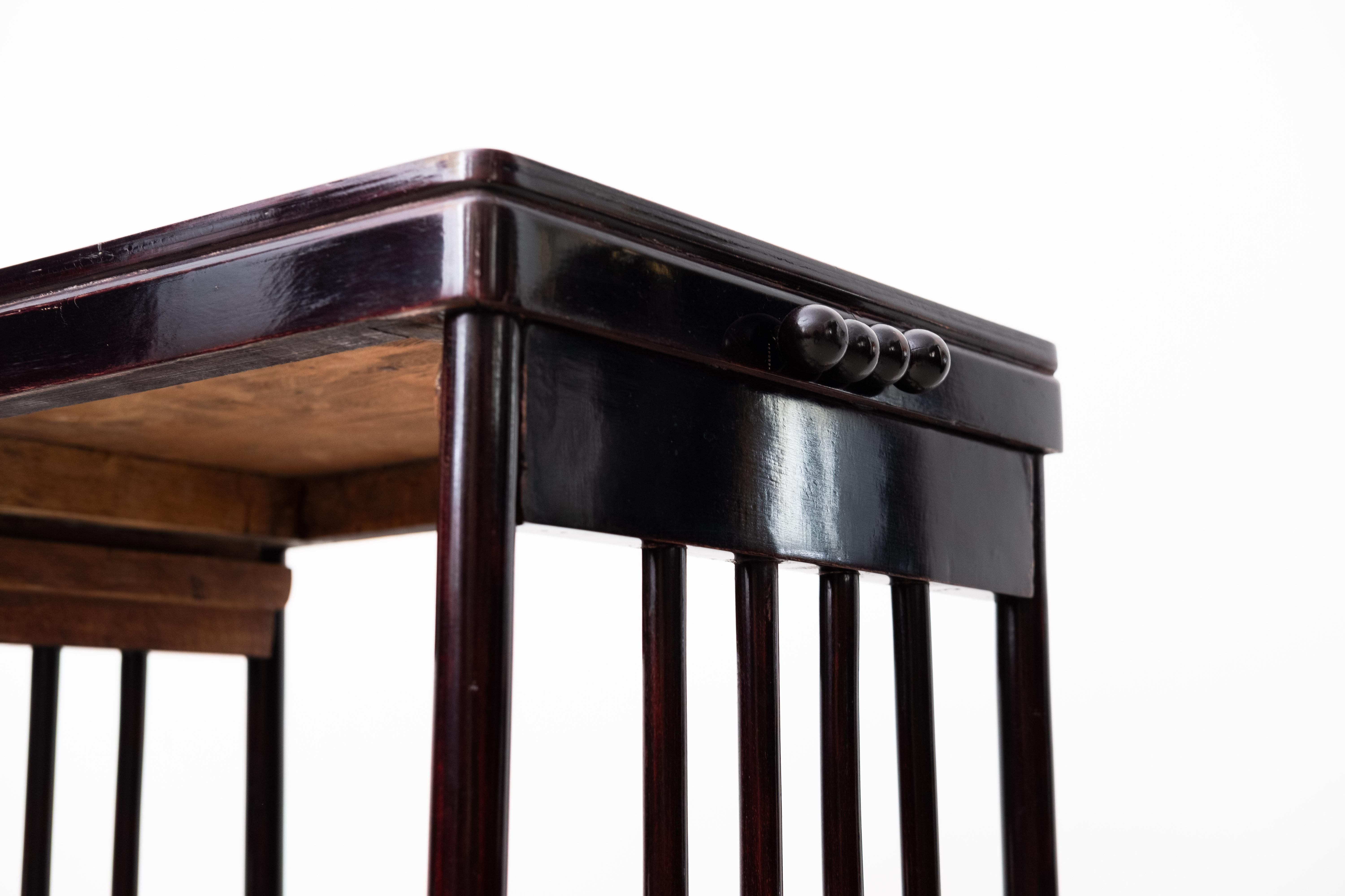 Table d'appoint Art Nouveau, modèle 986 de Josef Hoffmann pour J.J.Kohn (Vienna, 1905) en vente 5