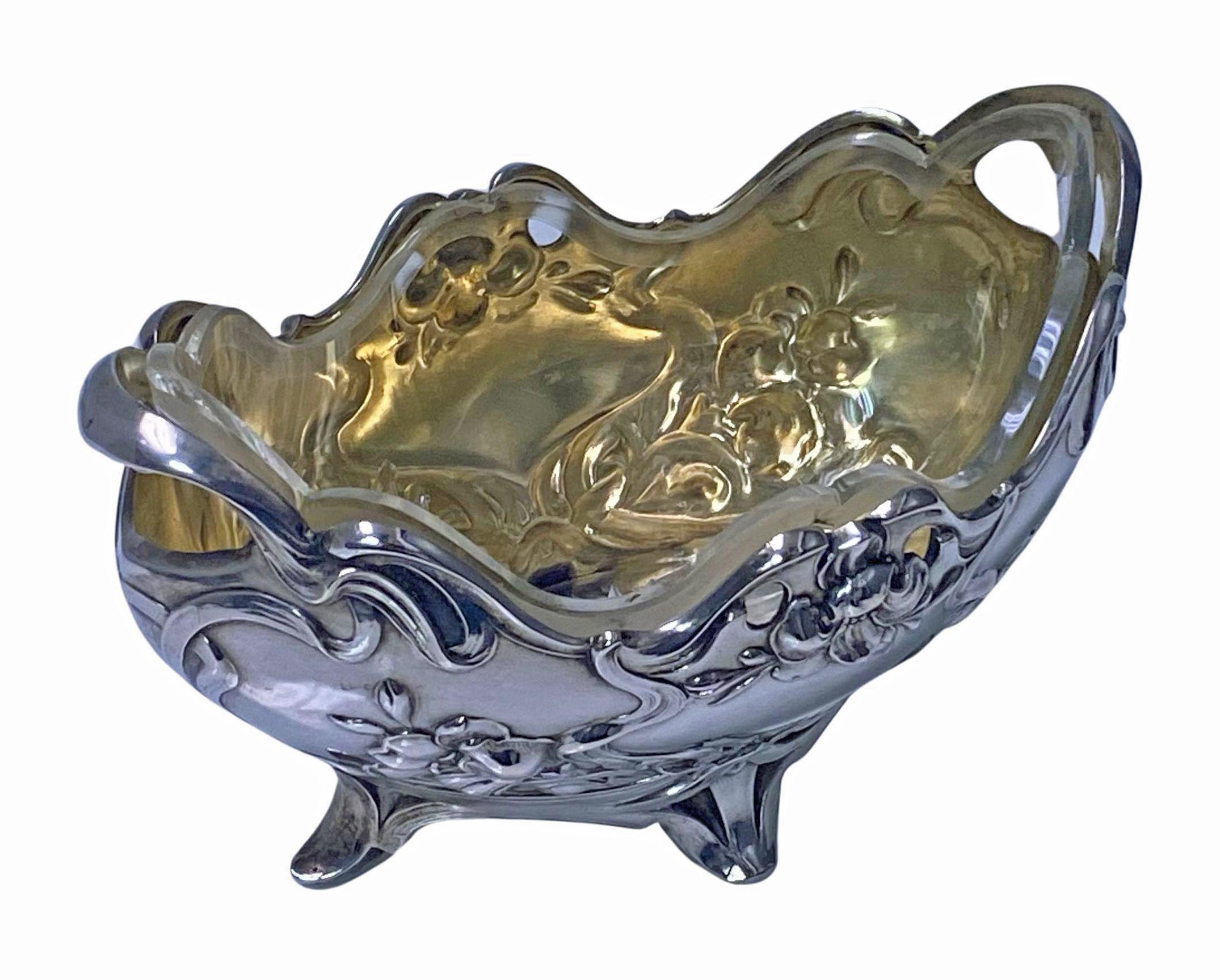 Late 19th Century Art Nouveau Silver and glass dish, C.1890 E. Schurmann & Co. Frankfurt, Germany.