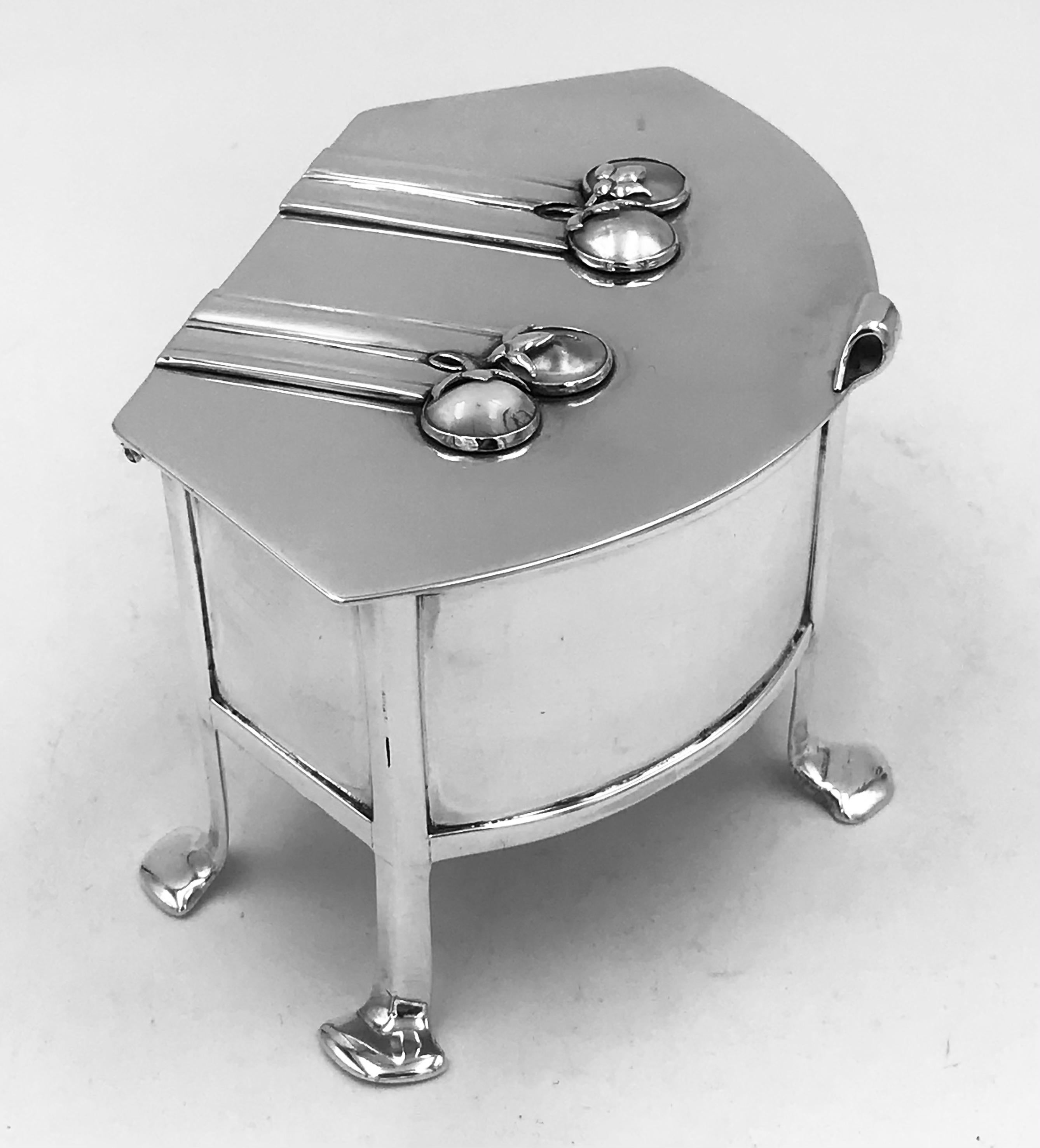 Early 20th Century Art Nouveau Silver Box