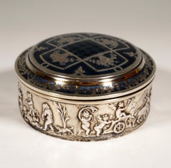 Art Nouveau Silver Box with Relief and Enamel Inlays, Janvier Quercia Paris