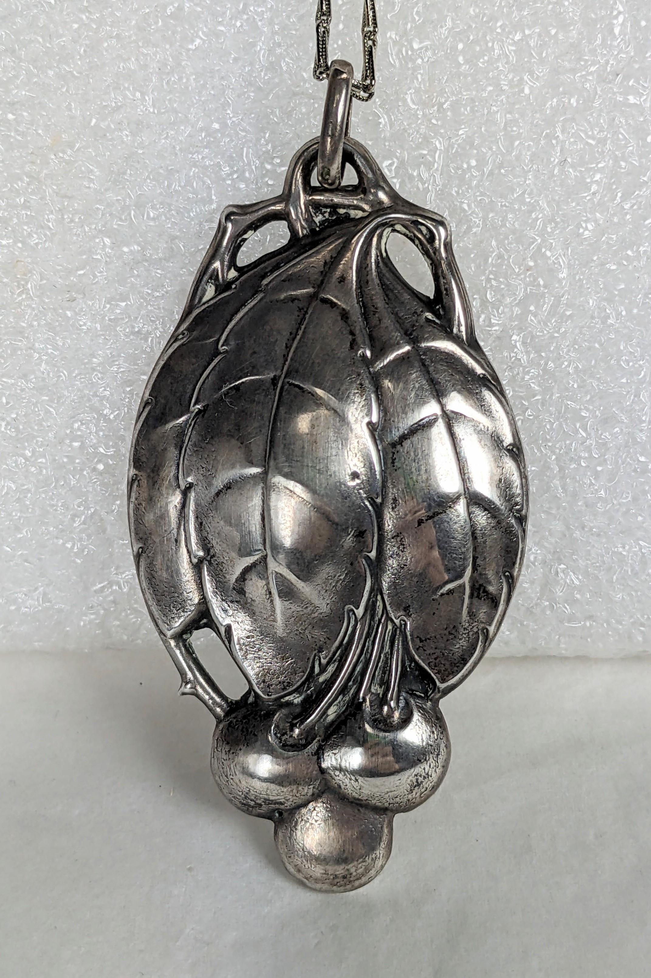 da uomo o donna Ciondolo a forma di ciliegia in argento in stile liberty in vendita