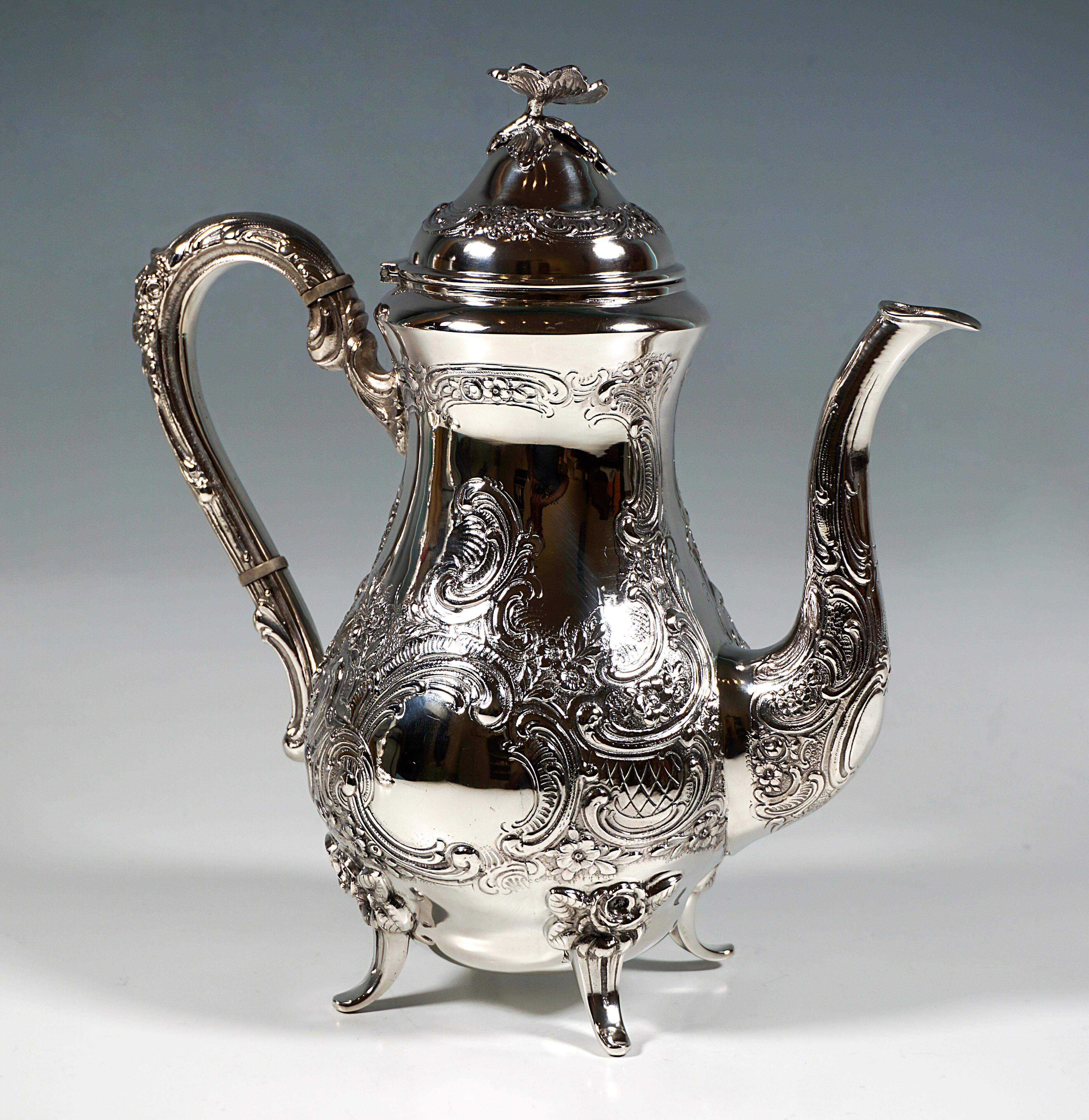Cafetera de plata Art Nouveau con decoración Rocaille, Alemania, hacia 1915 Alemán en venta