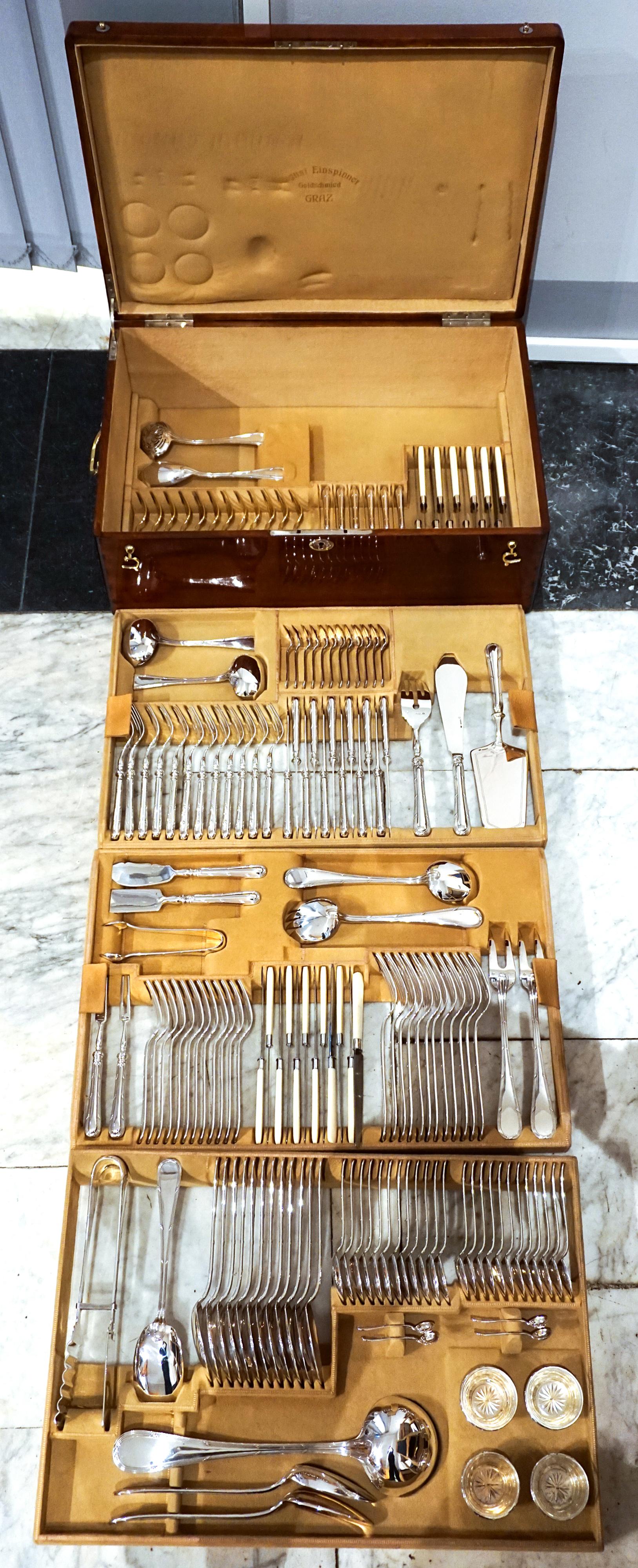 Set di posate d'argento in stile liberty per 12 persone di A.I.I. Dub per A. Einspinner, 1915 In condizioni buone in vendita a Vienna, AT