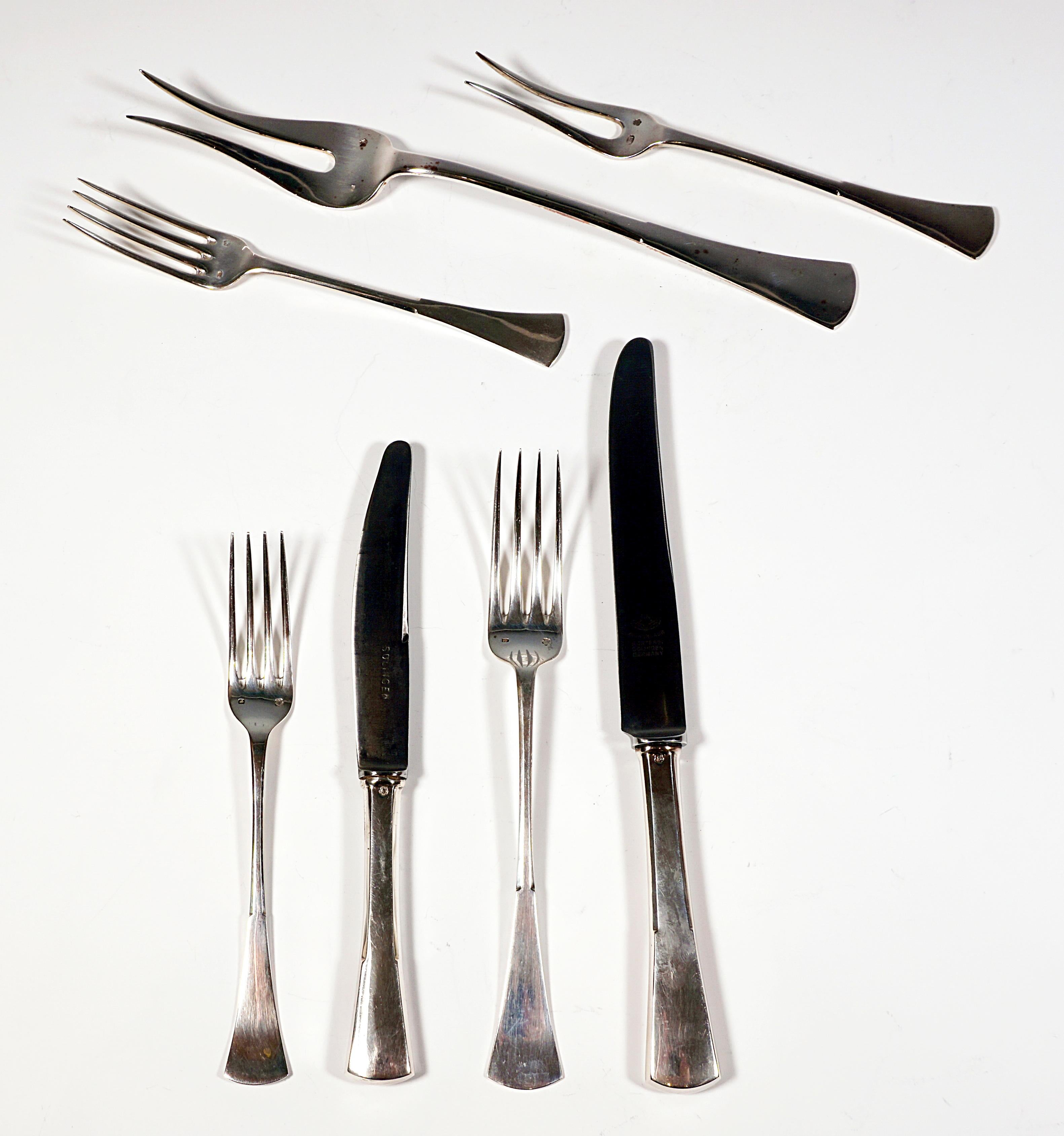 Art Nouveau Silver Cutlery Set For 12 People In Original Case, Austria-Hungary For Sale 1