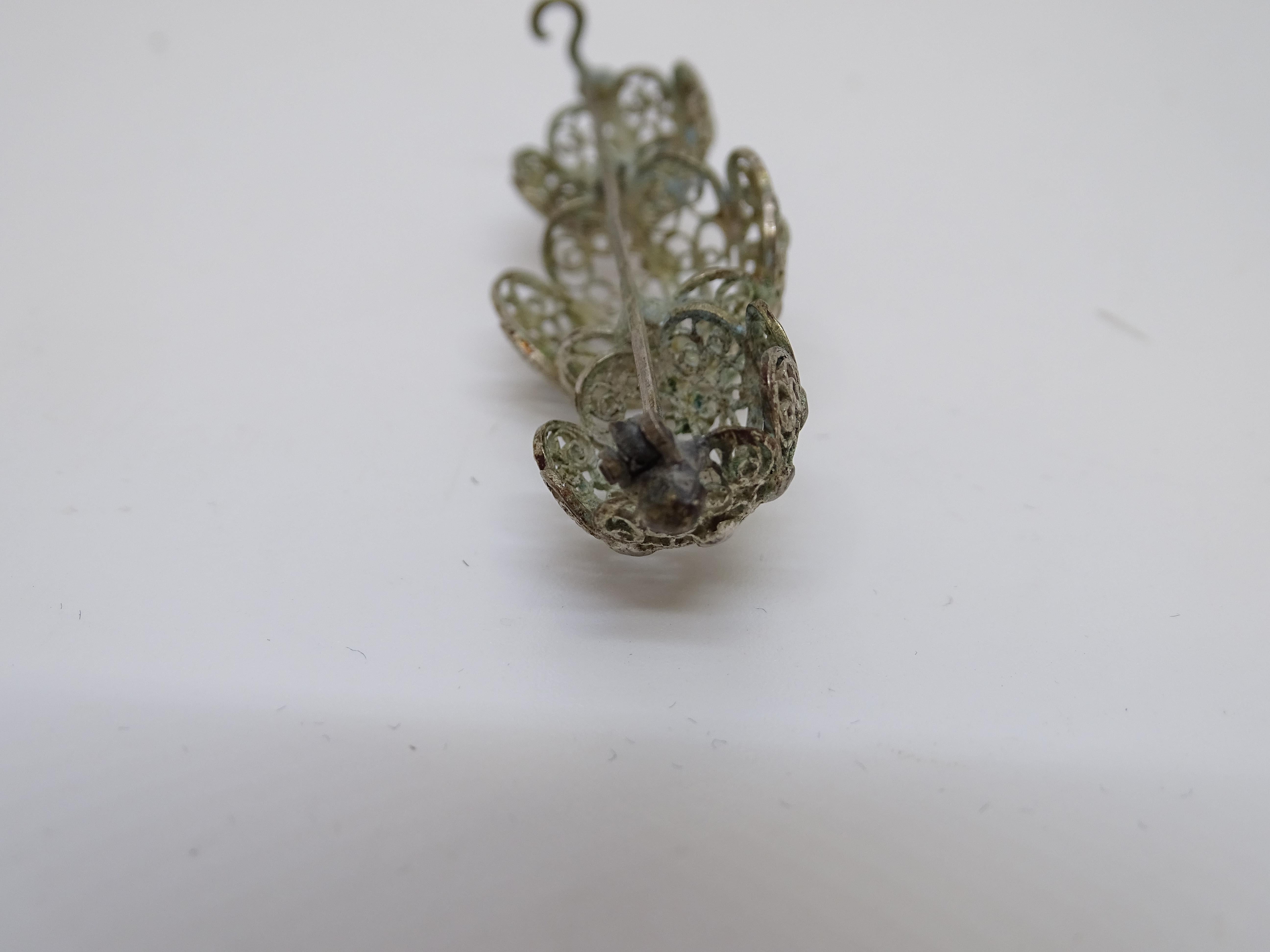 Jugendstil Silber filigrane Brosche drei dekorative kugelförmige Elemente Spanisch im Angebot 9