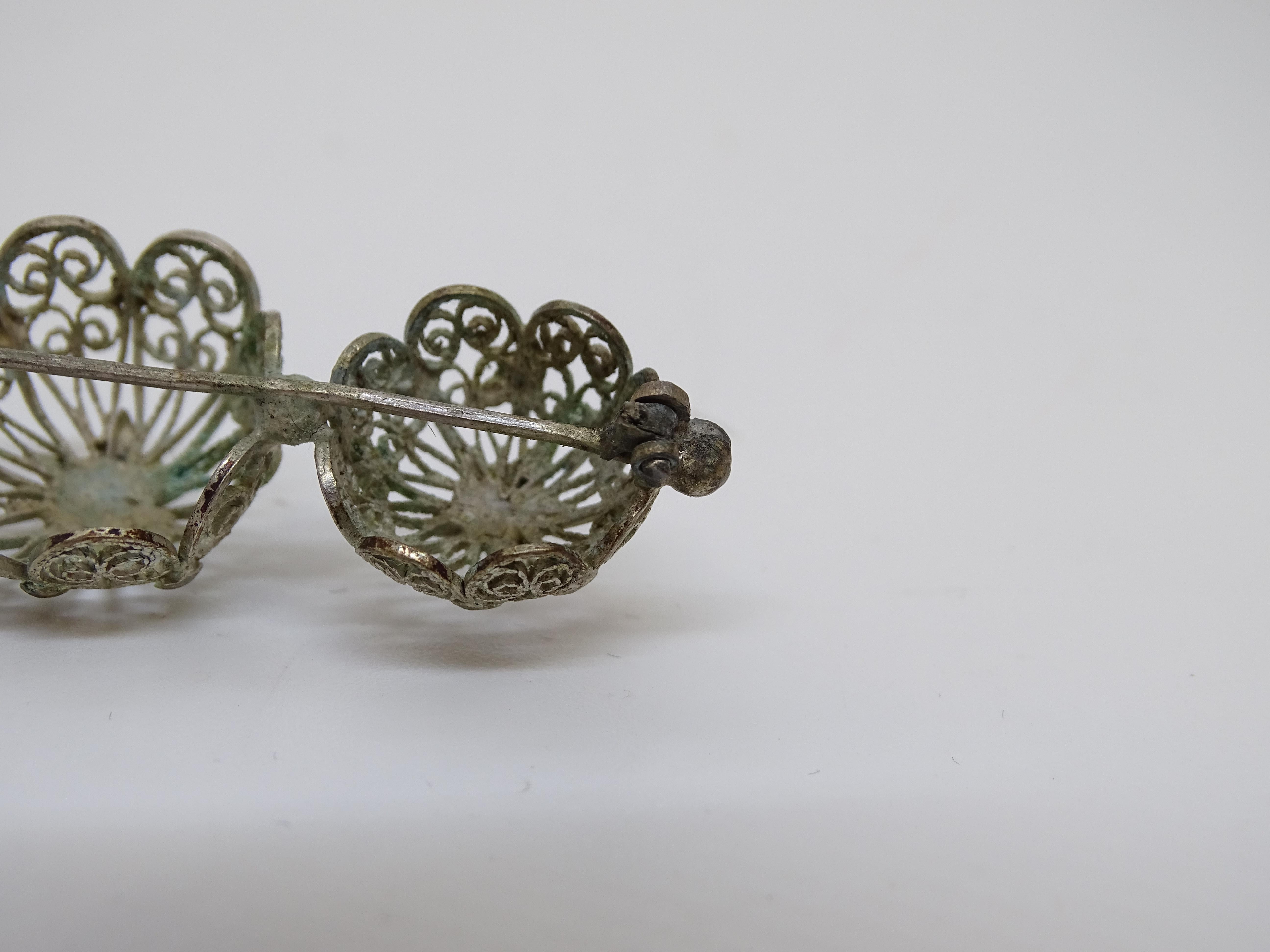 Jugendstil Silber filigrane Brosche drei dekorative kugelförmige Elemente Spanisch im Angebot 10