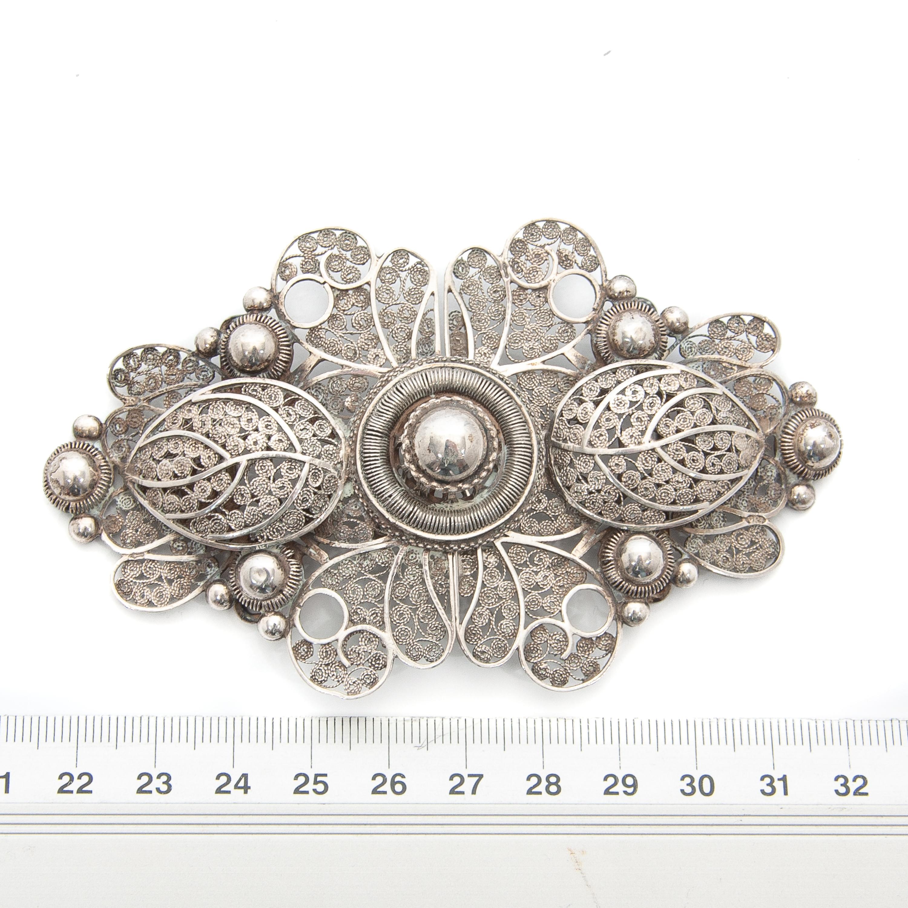 Art Nouveau Silver Filigree Foliage Belt Buckle 3