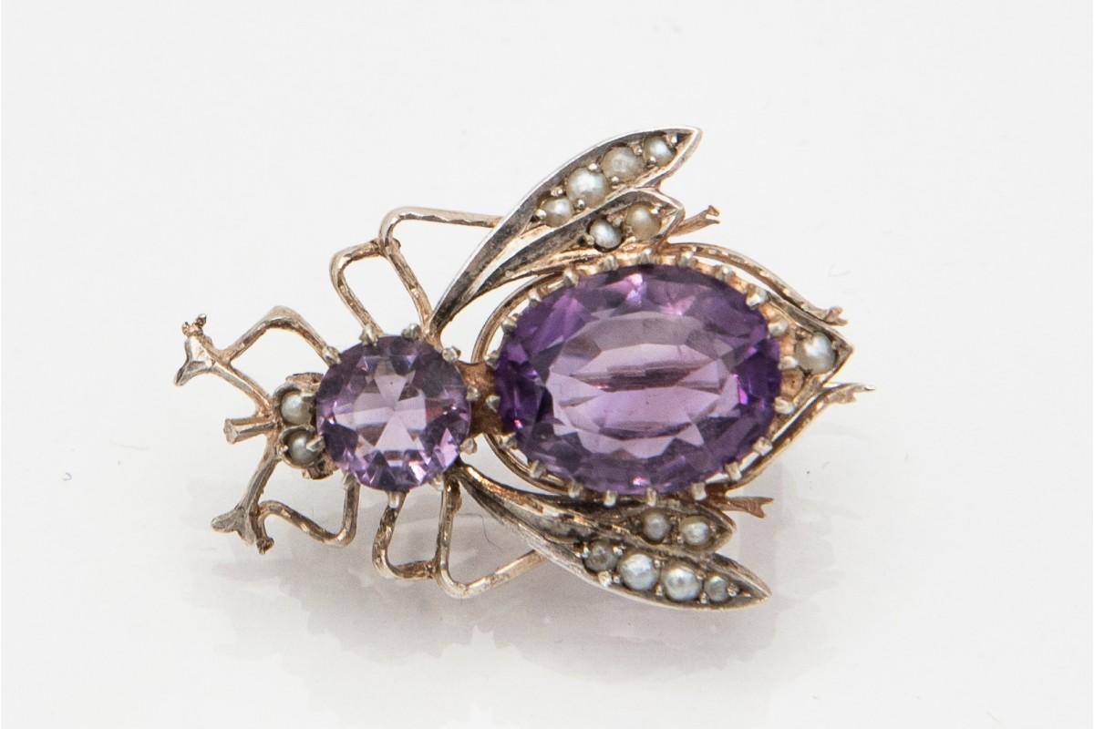 Art Nouveau silver fly brooch with amethysts and pearls, Austria-Hungary, 1870 In Good Condition In Chorzów, PL