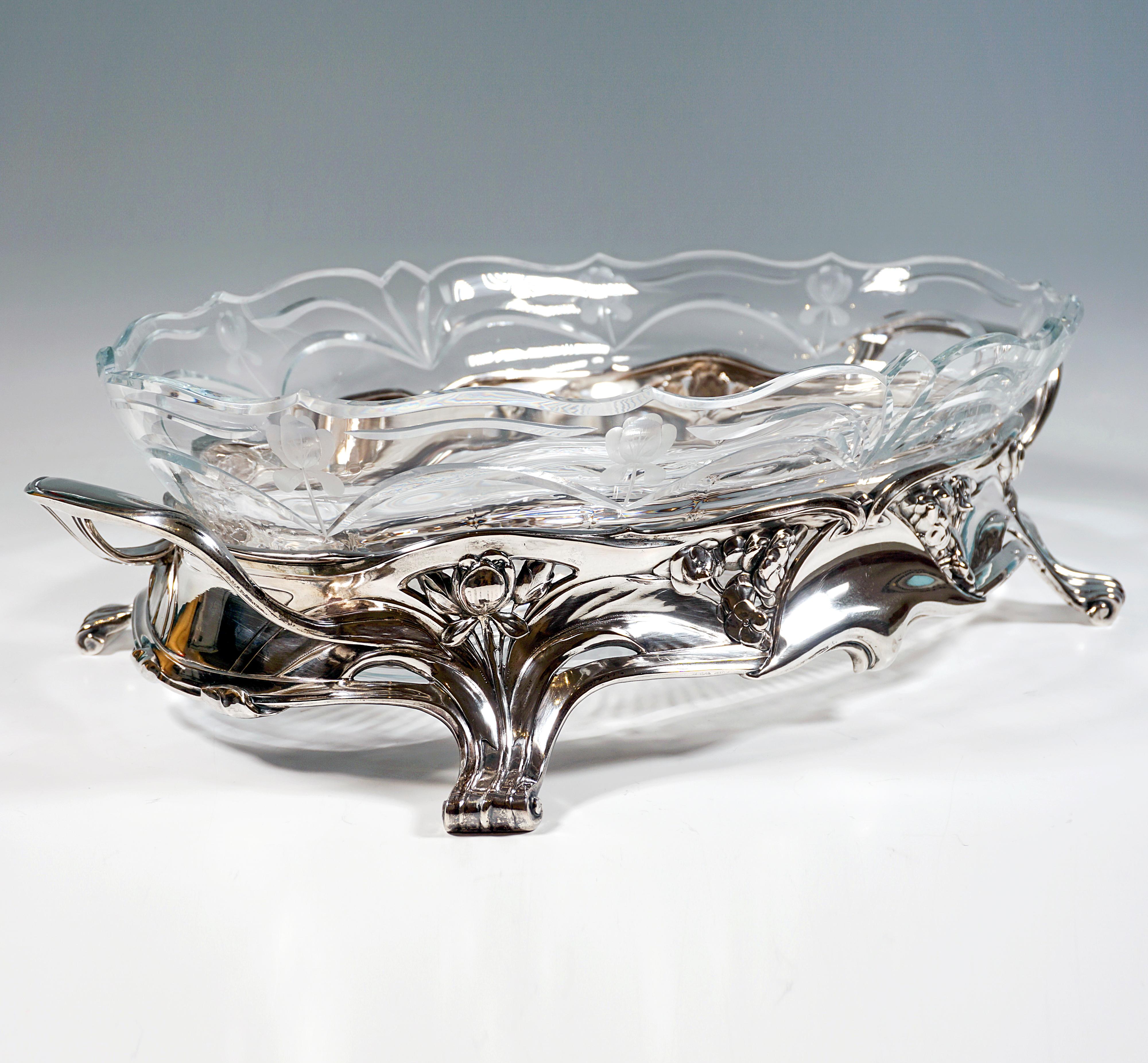 Art Nouveau Silver Jardinière, Bruckmann & Sons for Lazarus Posen Germany c 1900 In Good Condition For Sale In Vienna, AT