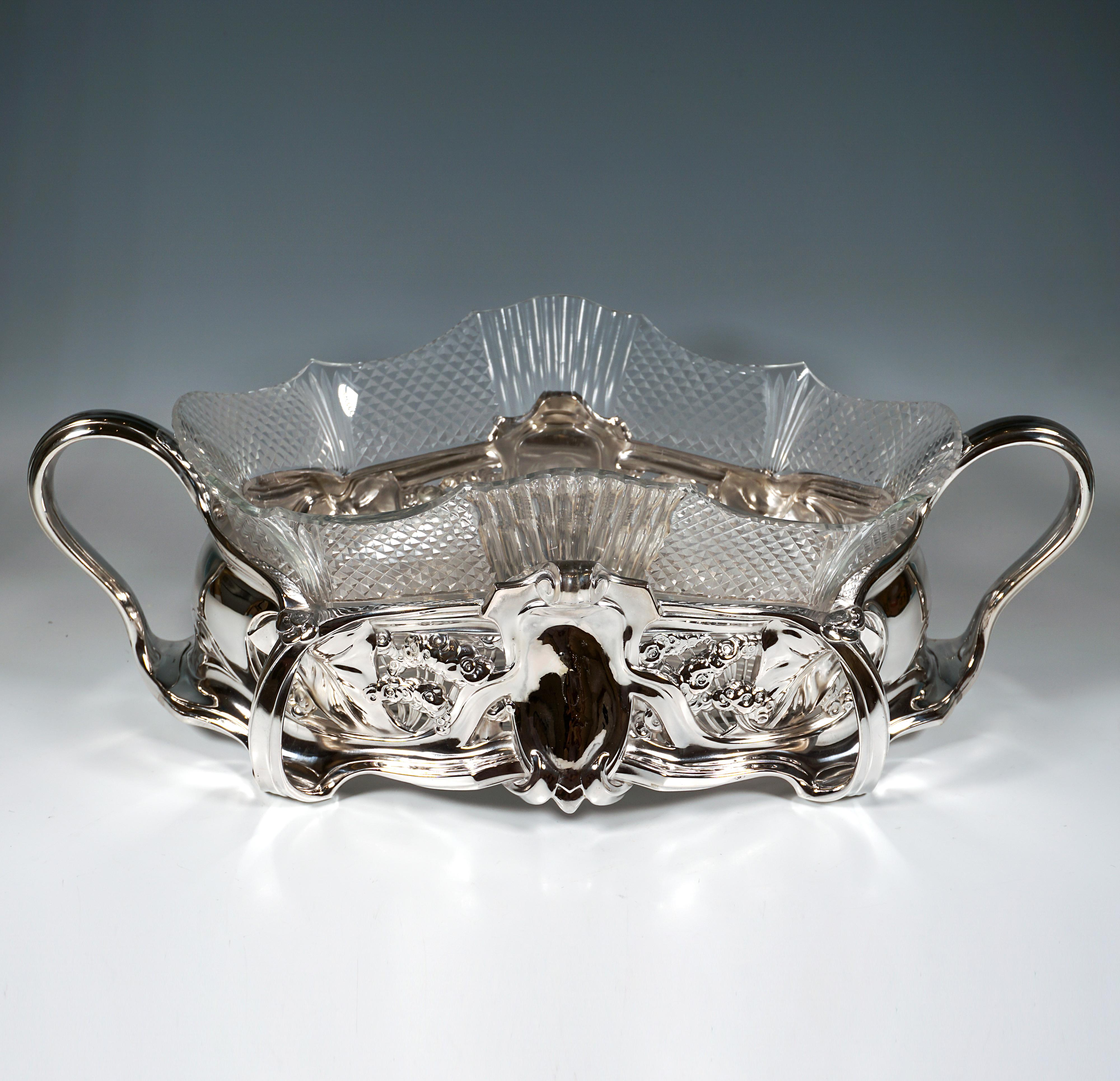 Jugendstil-Jardiniere aus Silber, Bruckmann & Söhne für Theodor Schallmayer Deutschland (Art nouveau) im Angebot