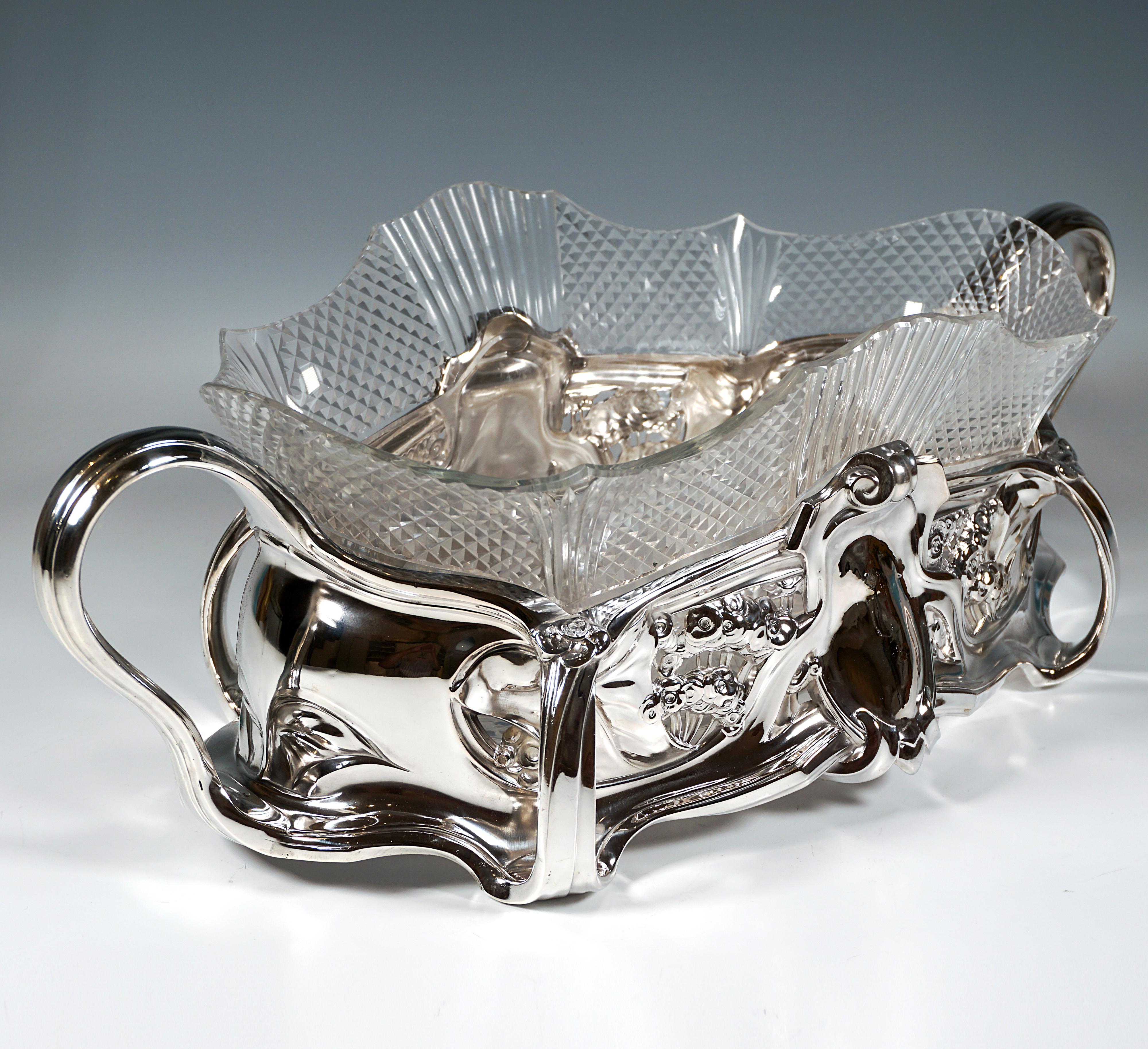 Jugendstil-Jardiniere aus Silber, Bruckmann & Söhne für Theodor Schallmayer Deutschland im Zustand „Gut“ im Angebot in Vienna, AT