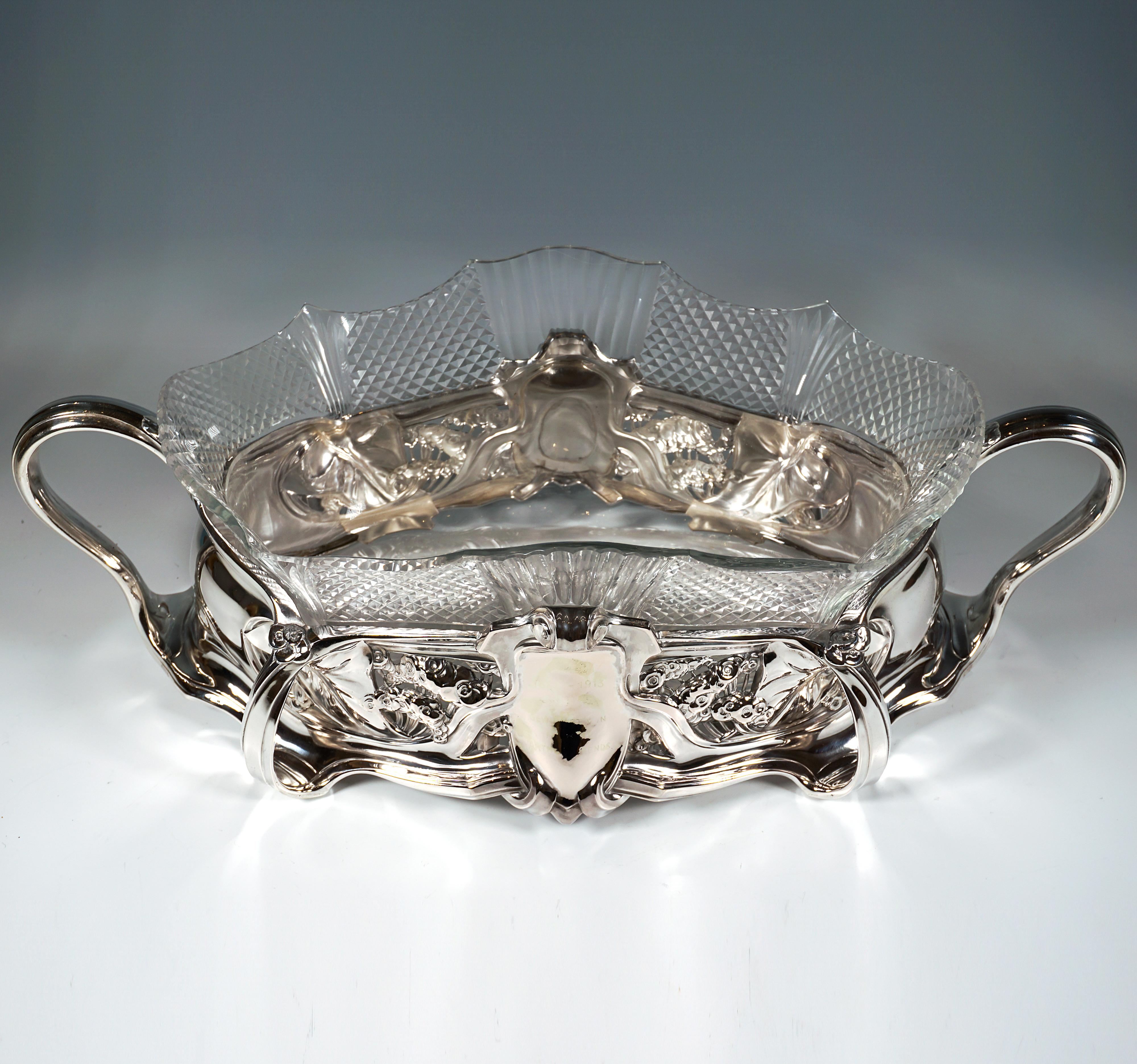 Jugendstil-Jardiniere aus Silber, Bruckmann & Söhne für Theodor Schallmayer Deutschland (Frühes 20. Jahrhundert) im Angebot