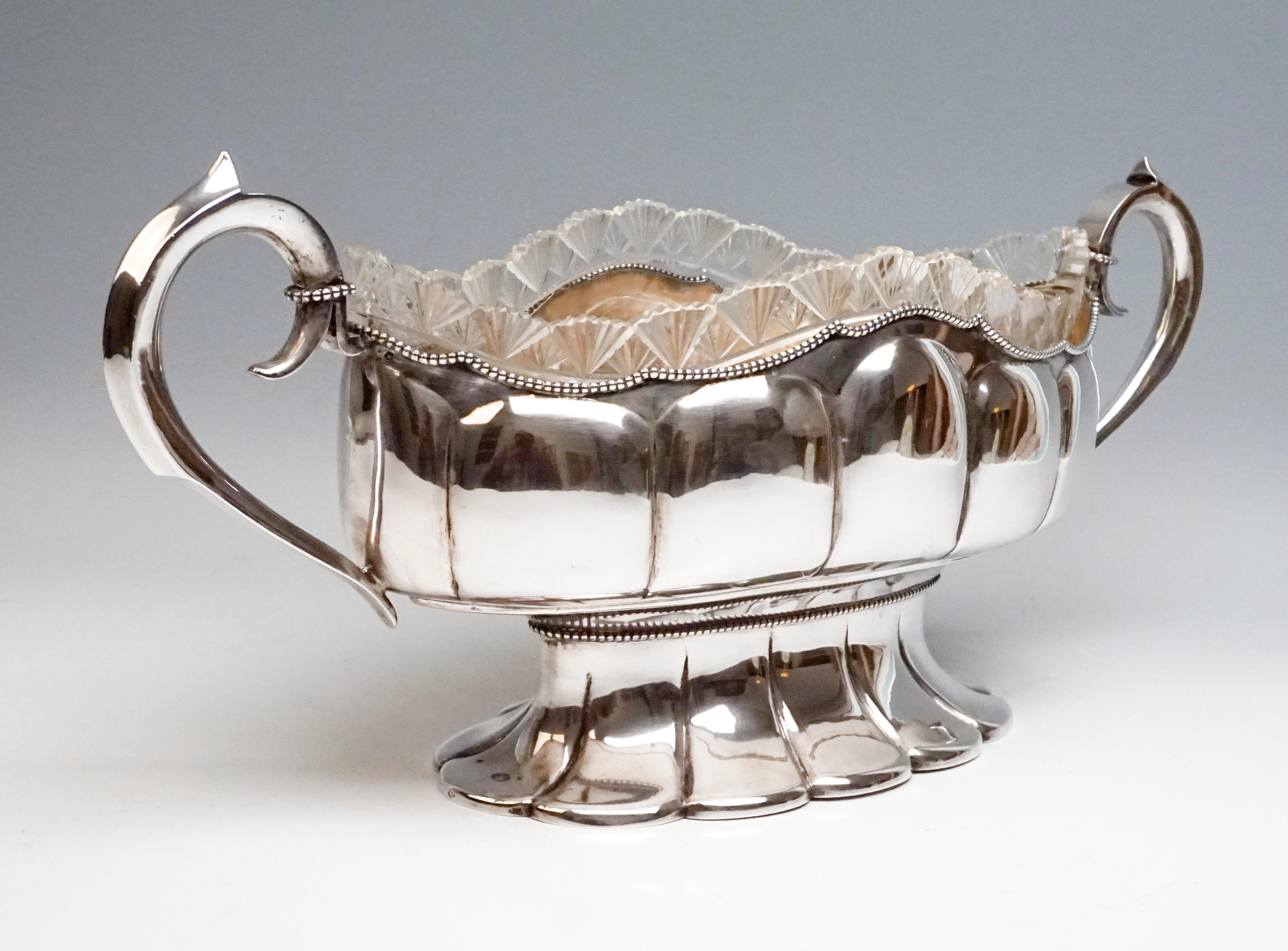 Austrian Art Nouveau Silver Jardinière Centerpiece by Master Karl Jedlicka Vienna c. 1900