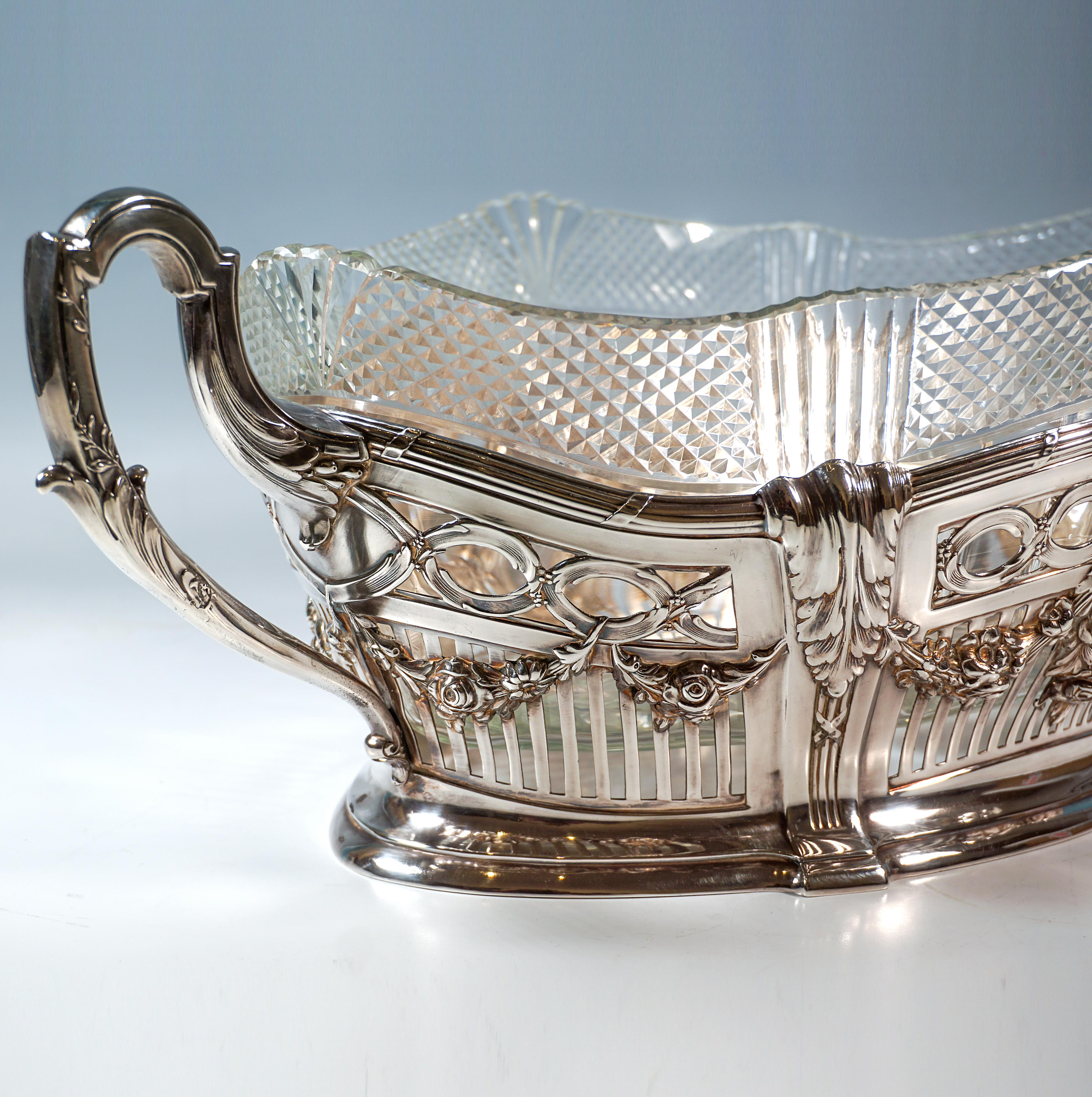 Jardinière d'argento in stile Art Nouveau con rivestimento in vetro tagliato, di Bruckmann & Sons, Germania In condizioni buone in vendita a Vienna, AT
