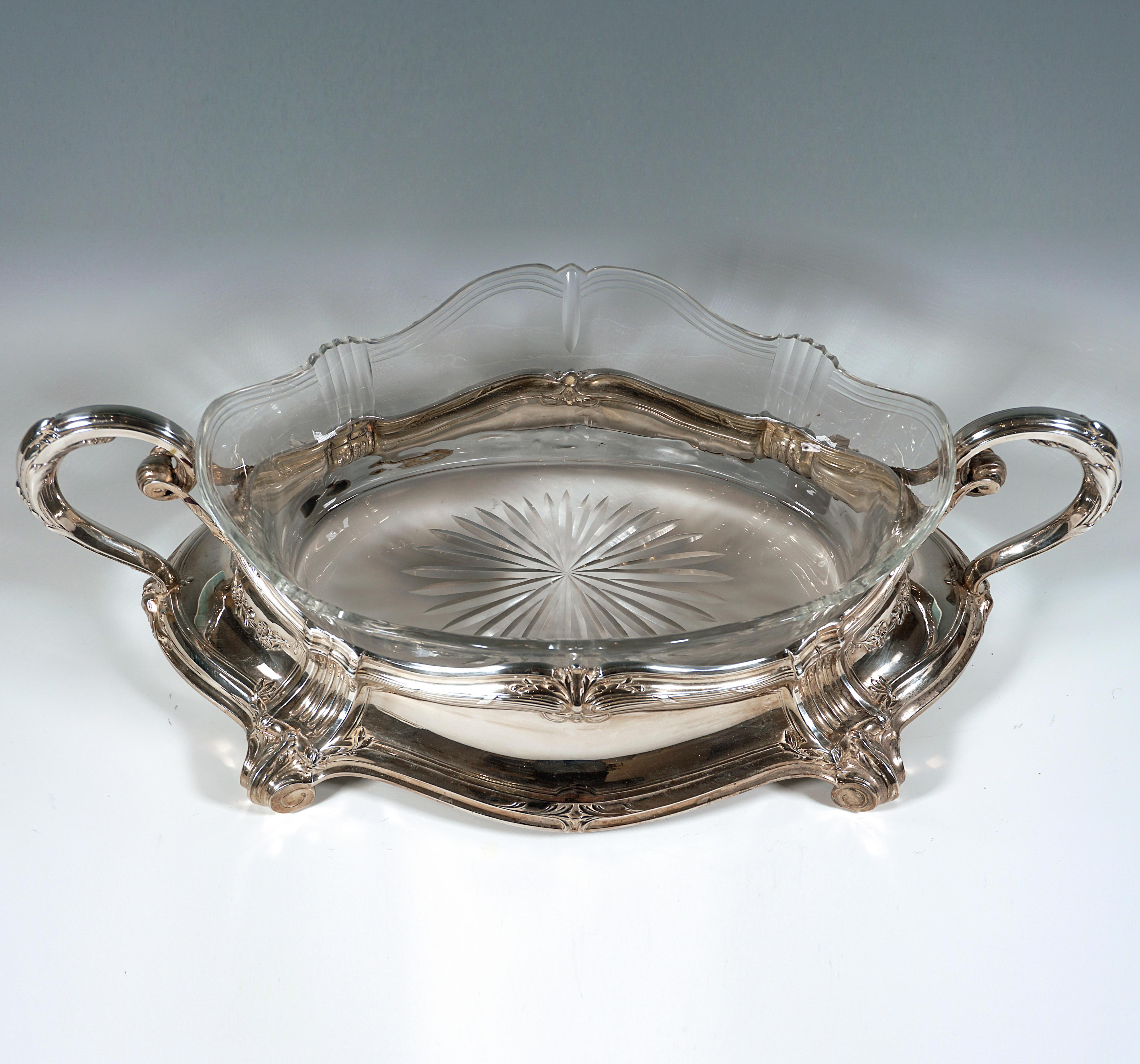 Jugendstil-Jardiniere aus Silber mit geschliffenem Glaseinsatz, Wilhelm Binder, Deutschland (Art nouveau) im Angebot