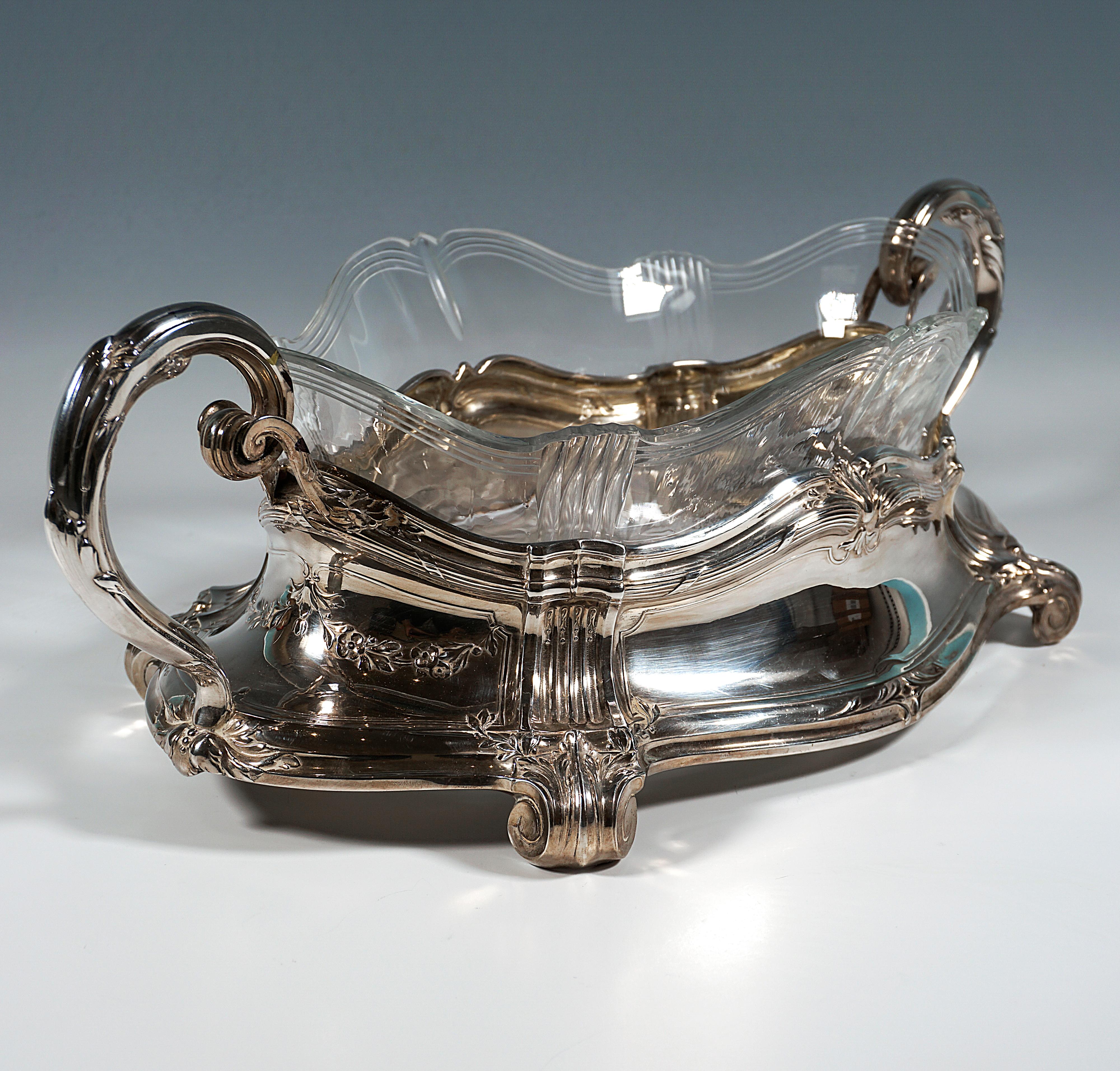 Jugendstil-Jardiniere aus Silber mit geschliffenem Glaseinsatz, Wilhelm Binder, Deutschland (Facettiert) im Angebot
