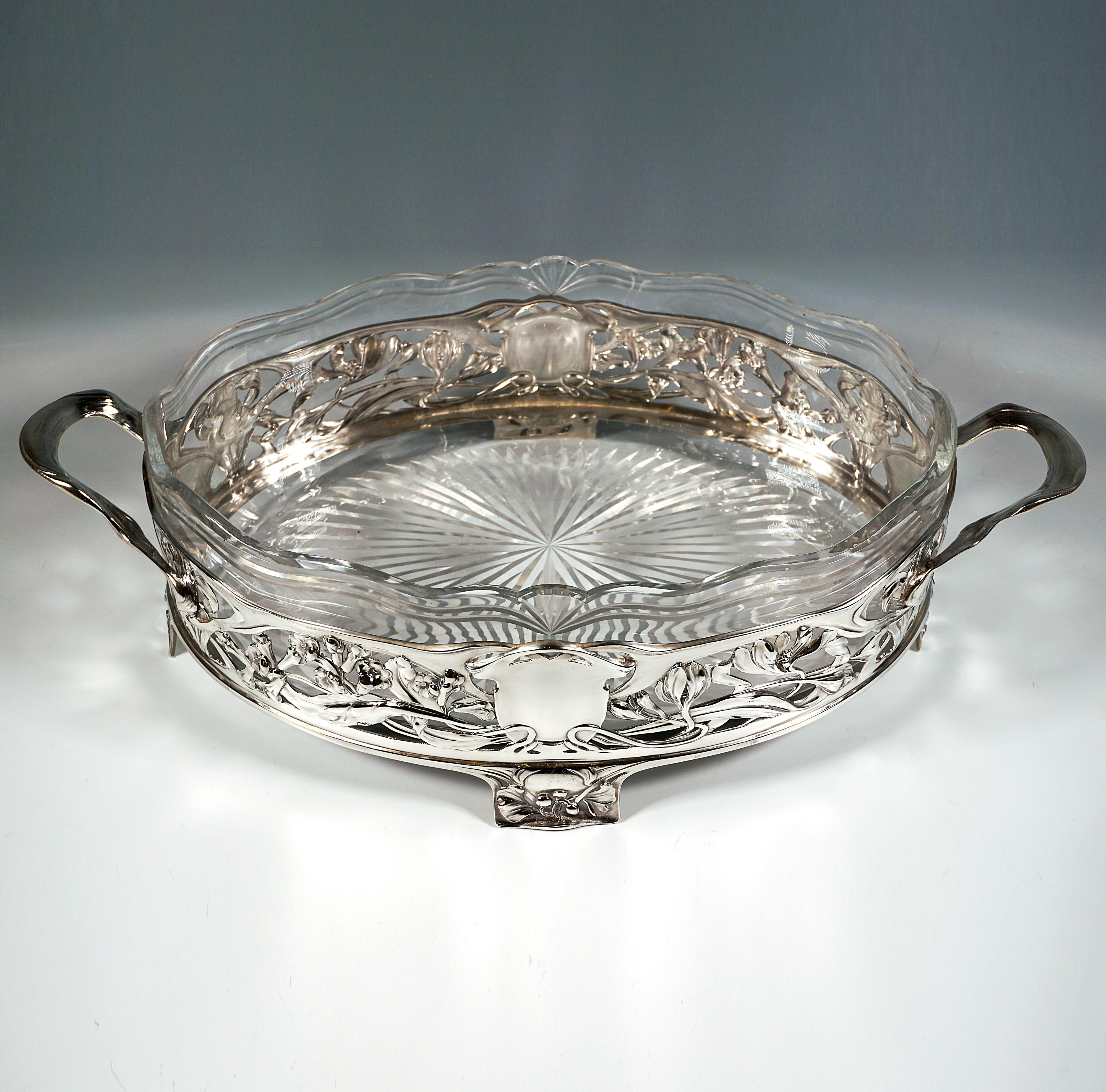 Hand-Crafted Art Nouveau Silver Jardinière With Glass Insert, Bruckmann & Sons, Germany, 1900 For Sale