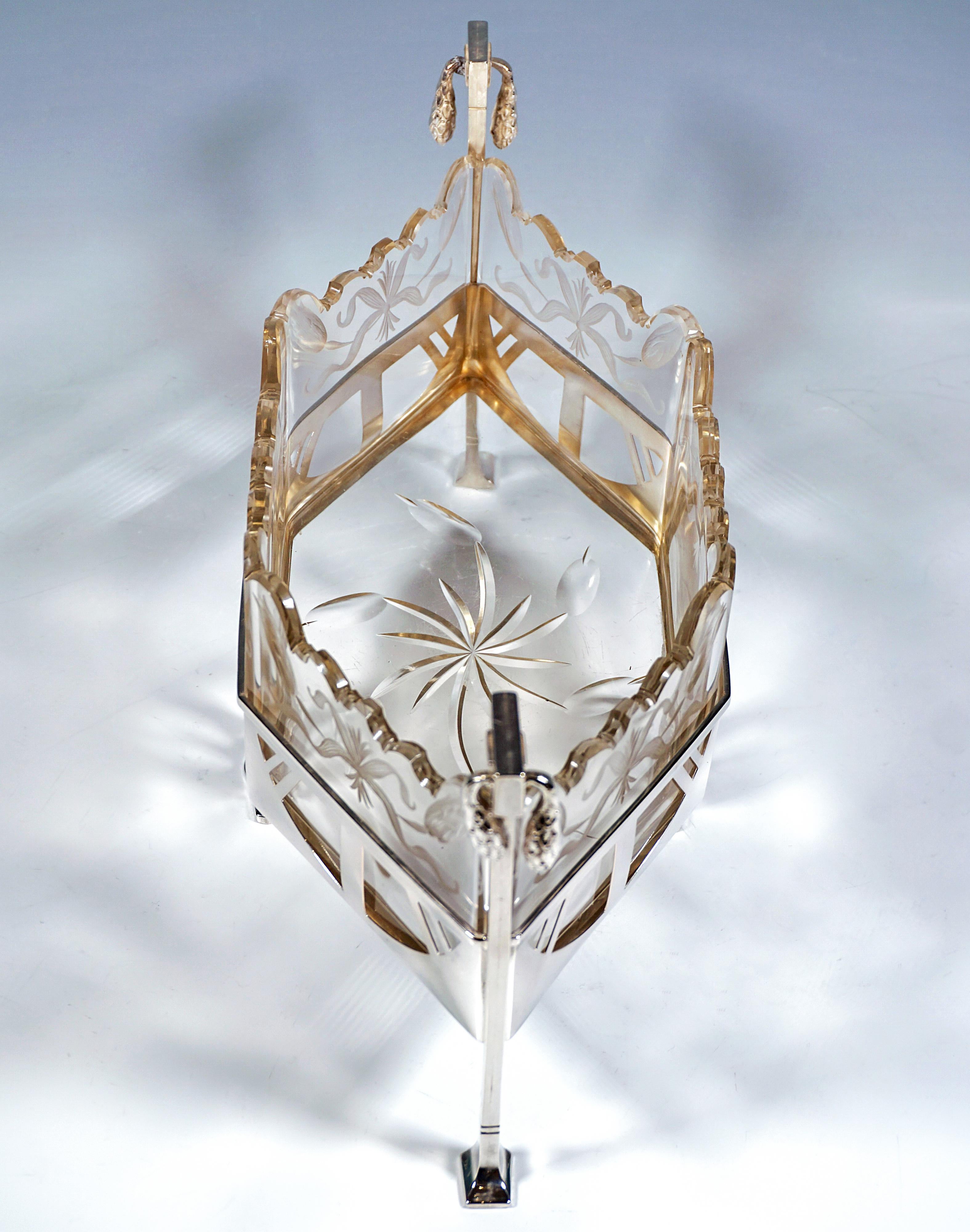 Jardinera Art Nouveau de plata con forro de cristal original, H. Meyen & Co, Alemania Facetado en venta