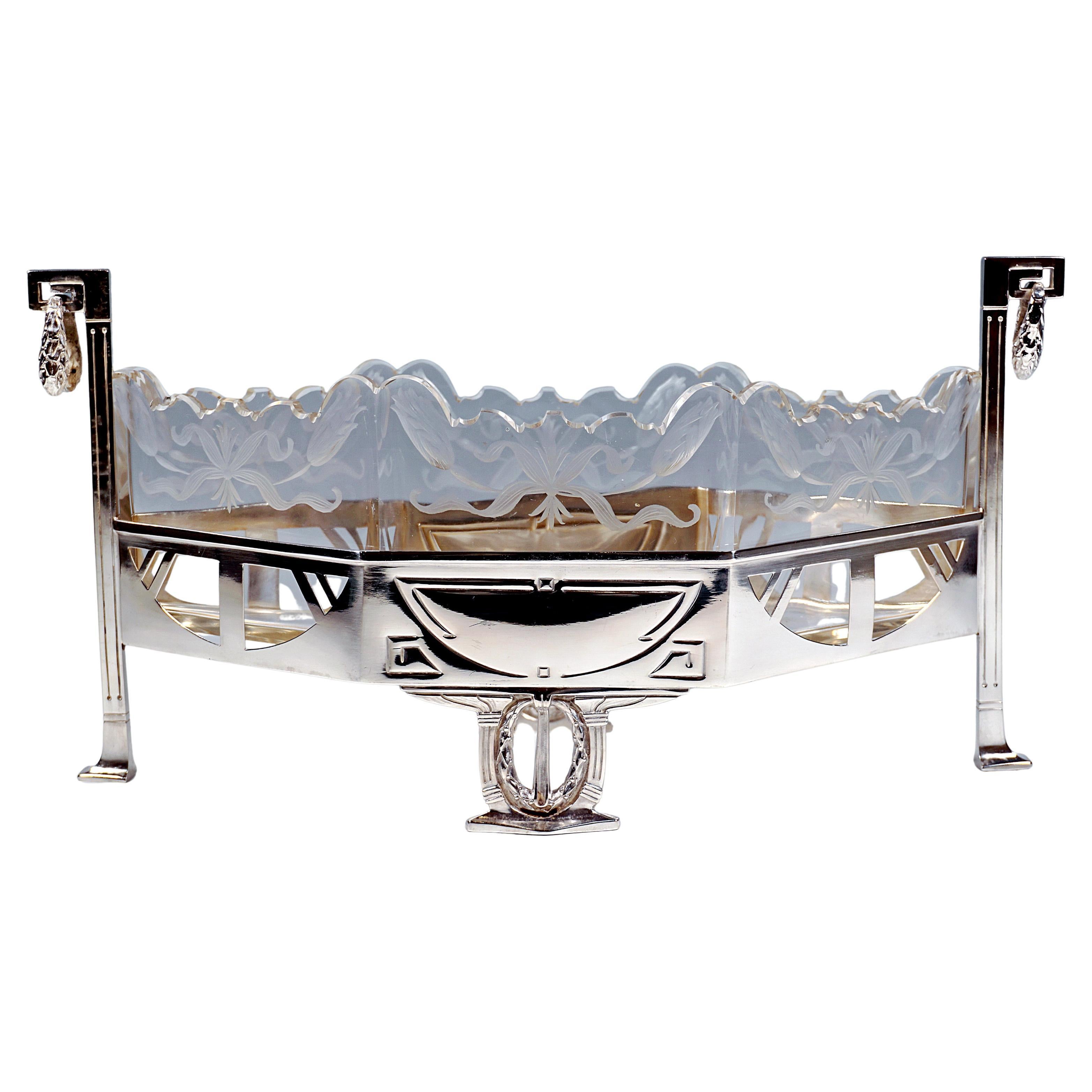 Jardinera Art Nouveau de plata con forro de cristal original, H. Meyen & Co, Alemania