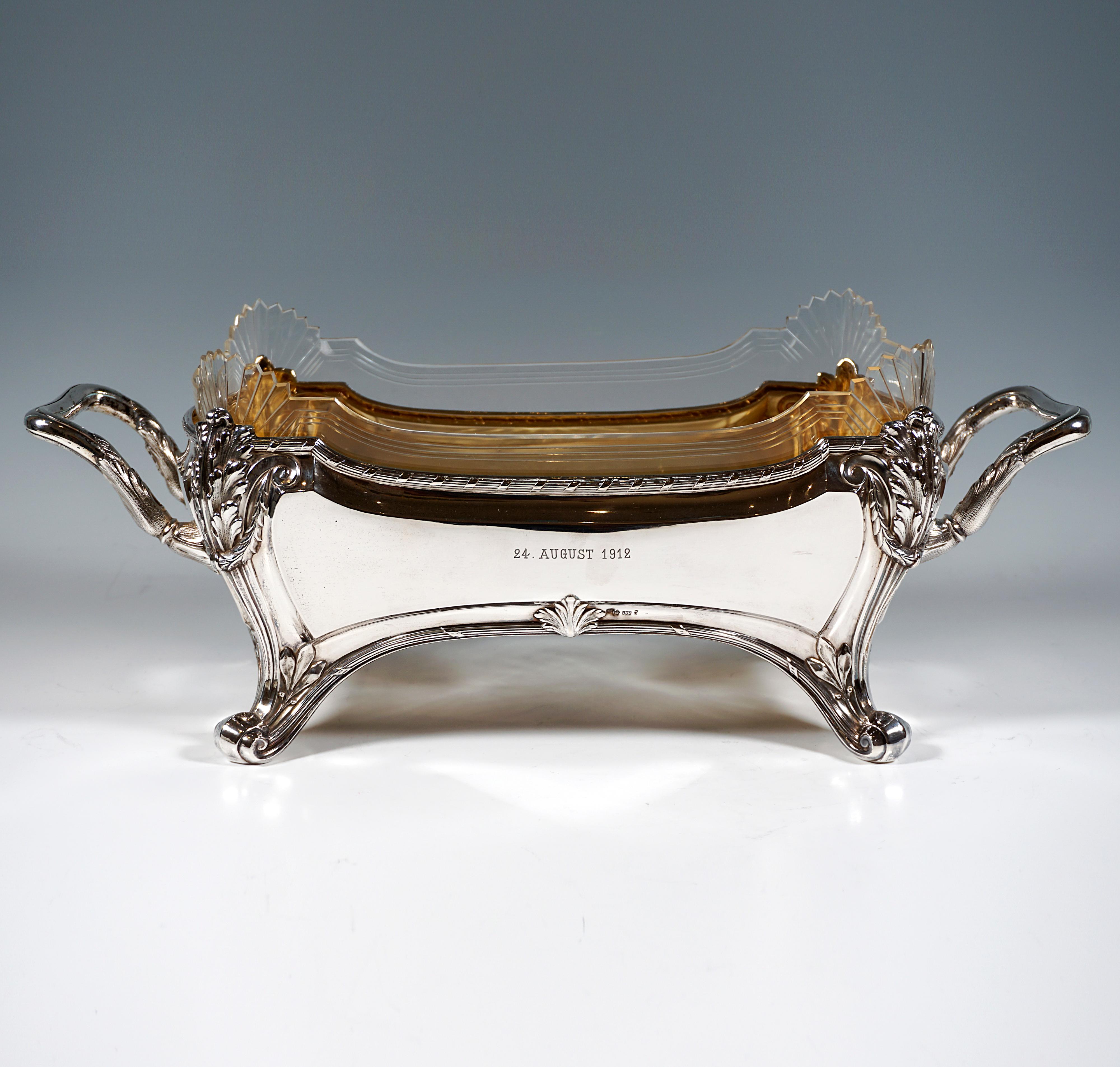 Art Nouveau Silver Jardinière With Original Glass Liner, Otto Wolter, Germany In Good Condition For Sale In Vienna, AT