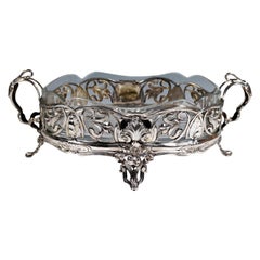 Jardiniere d'argento Art Nouveau con rivestimento in vetro originale Maestro viennese, 1900 ca.
