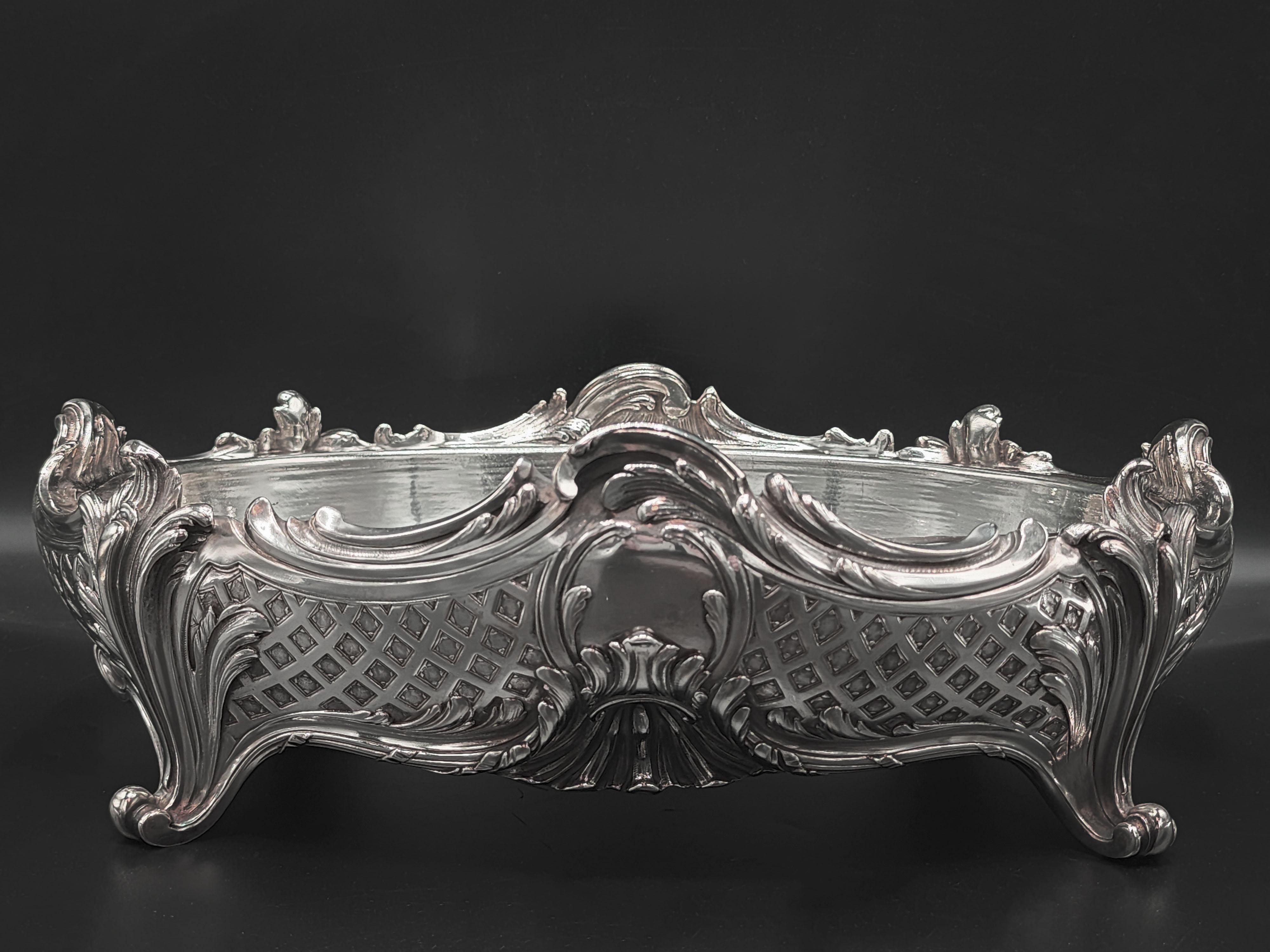 XX secolo Fioriera Art Nouveau in metallo argentato di Christofle in vendita