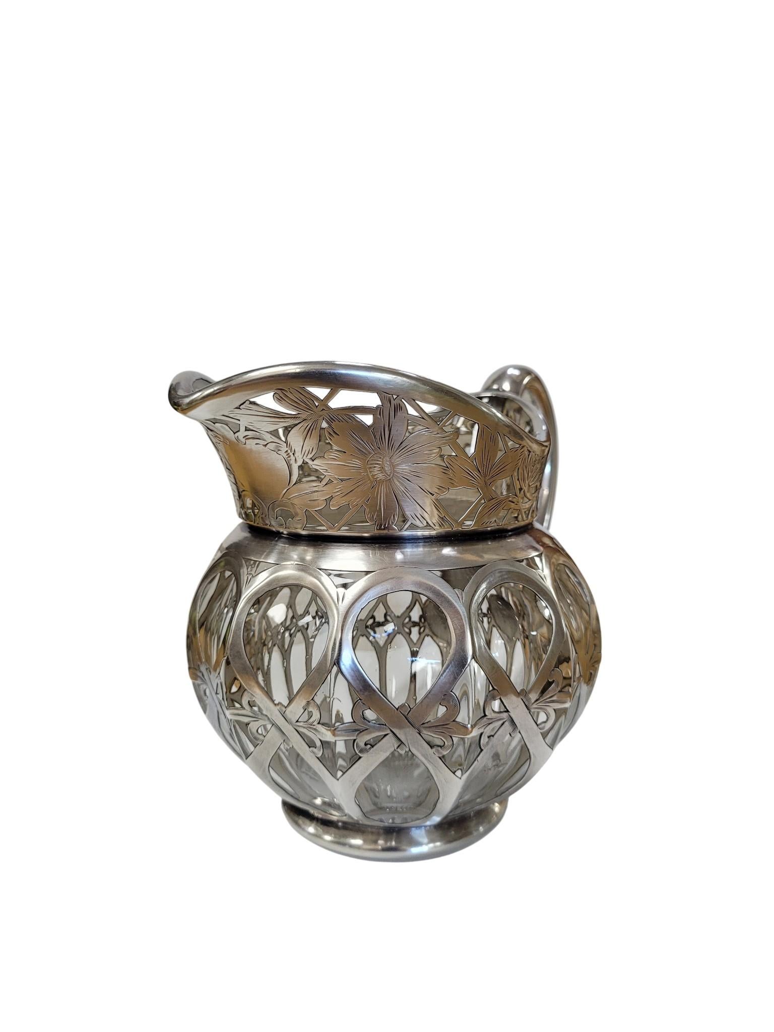 Jugendstil-Silbermontierter Glas-Sahnekrug, CIRCA 1890-1910 im Angebot 2