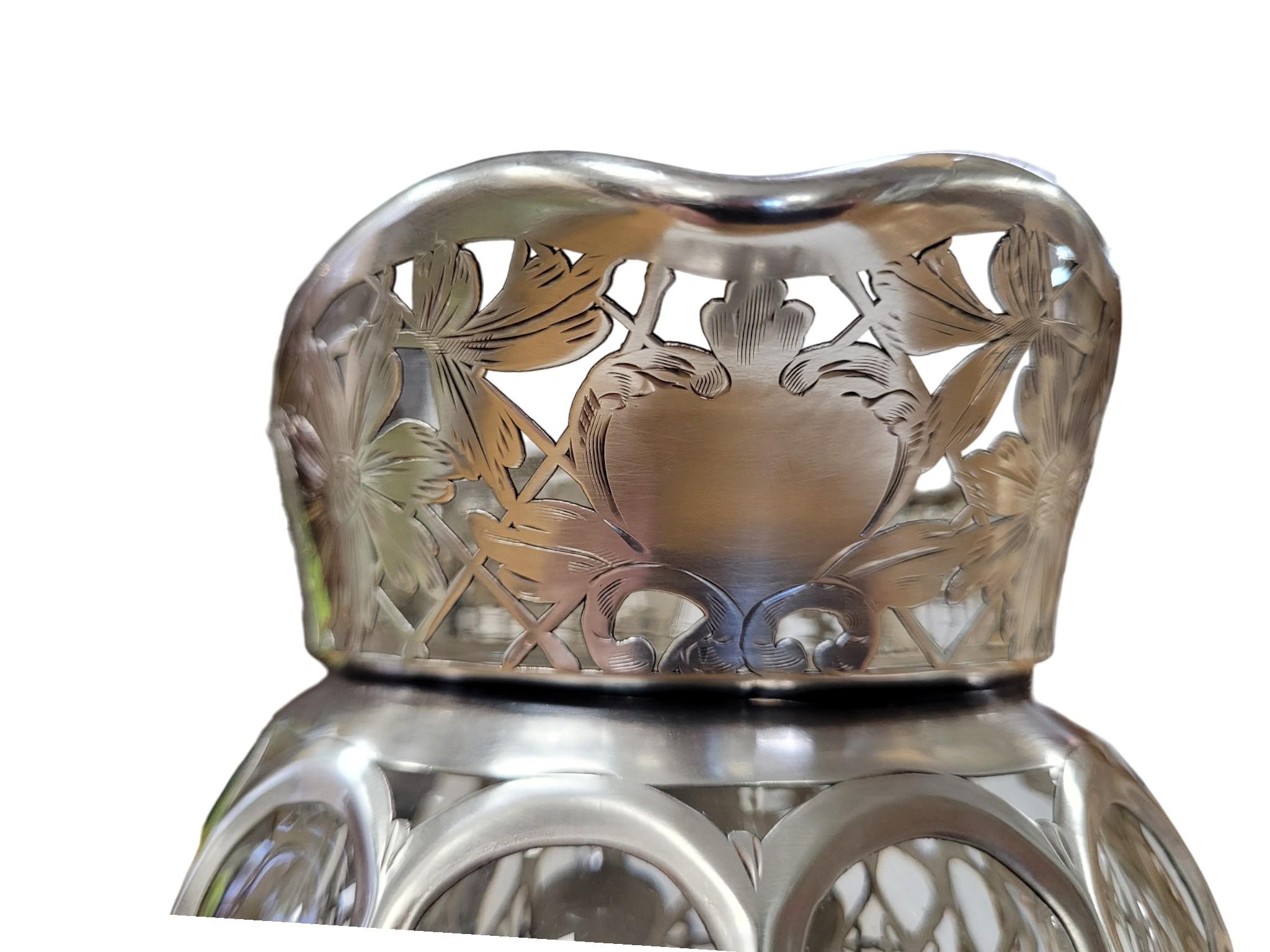 Jugendstil-Silbermontierter Glas-Sahnekrug, CIRCA 1890-1910 im Angebot 3