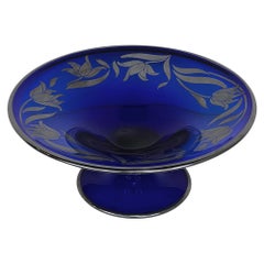 Centrotavola in vetro blu cobalto con sovrapposizione d'argento Art Nouveau