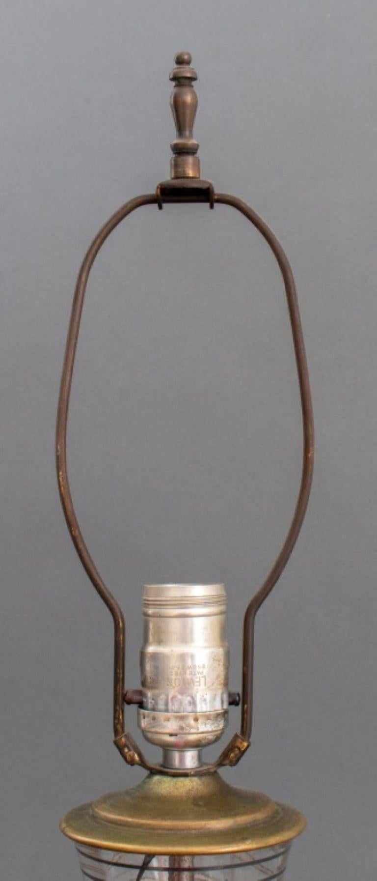 Art Nouveau Silber Overlay Glas Tischlampe (20. Jahrhundert) im Angebot
