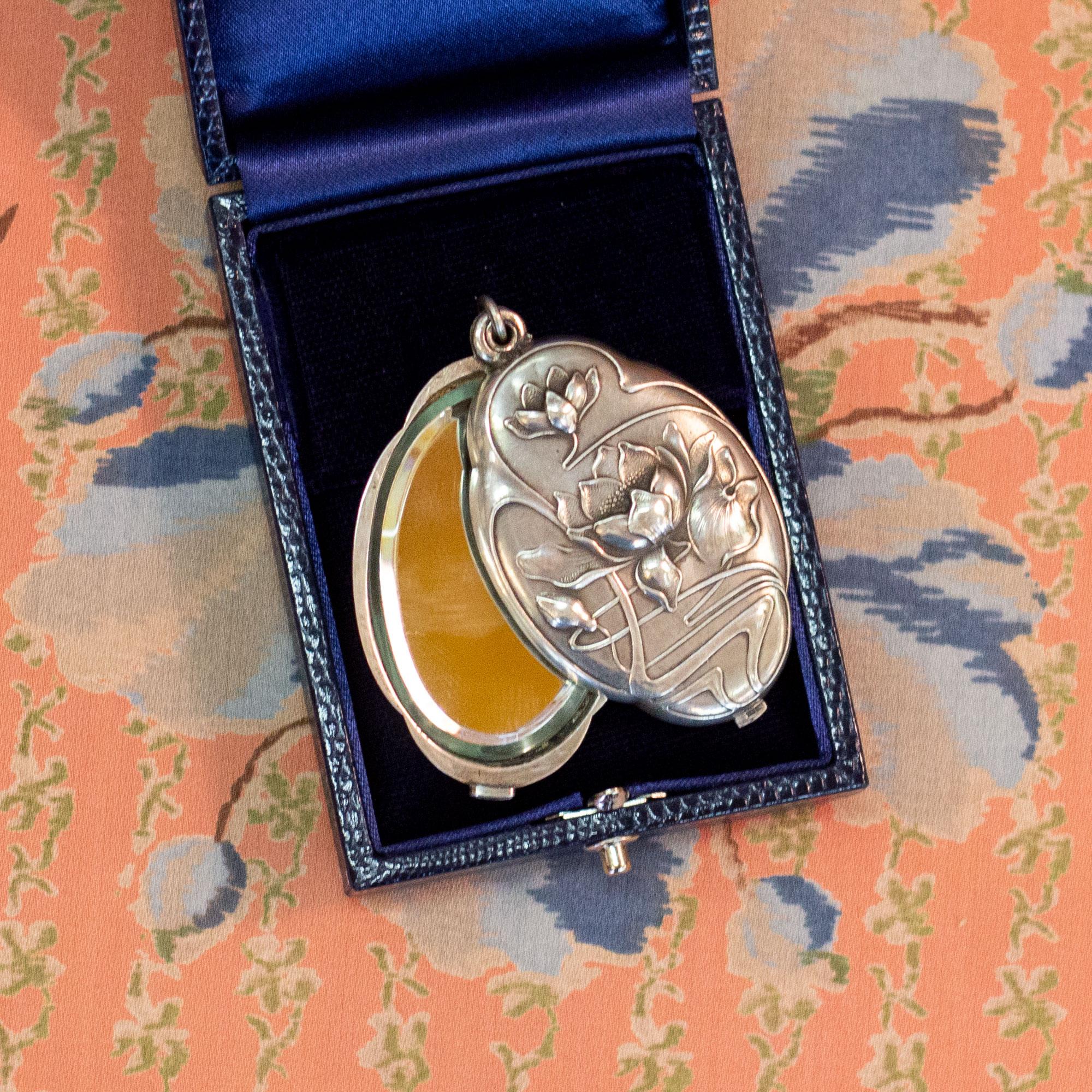 Women's or Men's Art Nouveau Silver Pendant with Lilies
