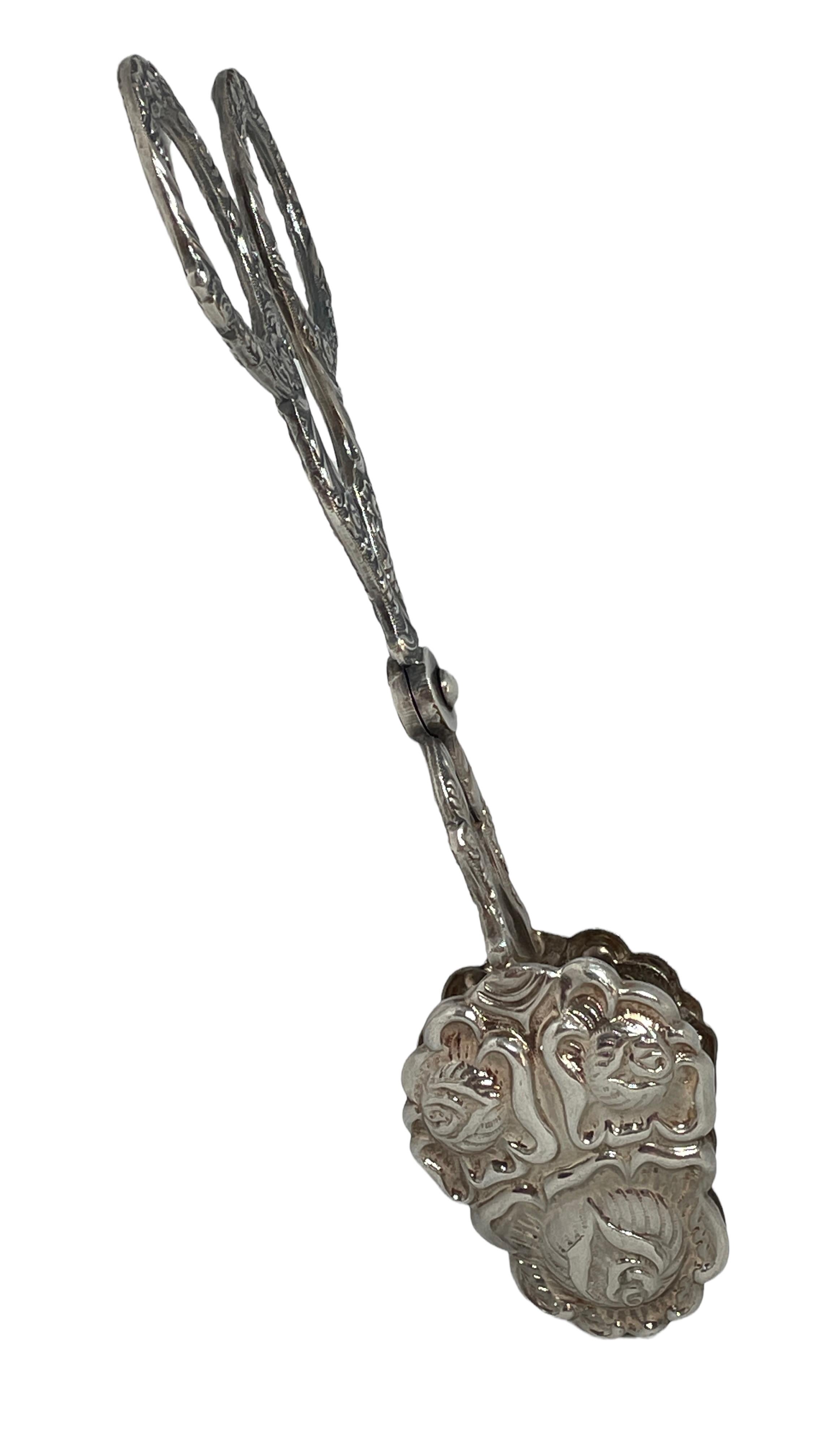 Art Nouveau Silver Plate Rose Pattern Serving Pastry Tongs Vintage, Germany For Sale 1