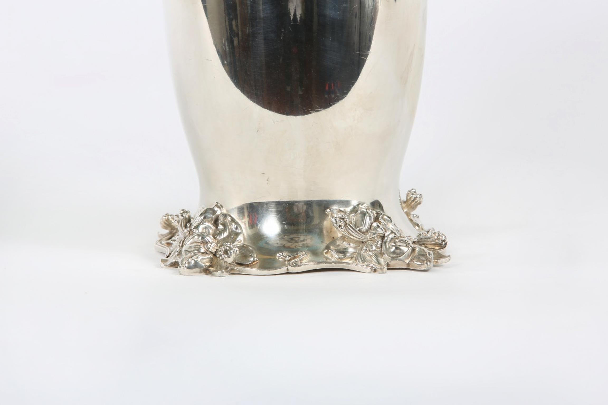 Early 20th Century Art Nouveau Silver Plated Cooler / Ice Bucket