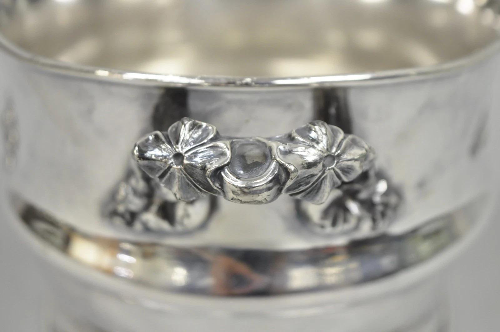 Art Nouveau Versilbert Floral Repousse Champagner Kühler Weinflasche Untersetzer im Angebot 3