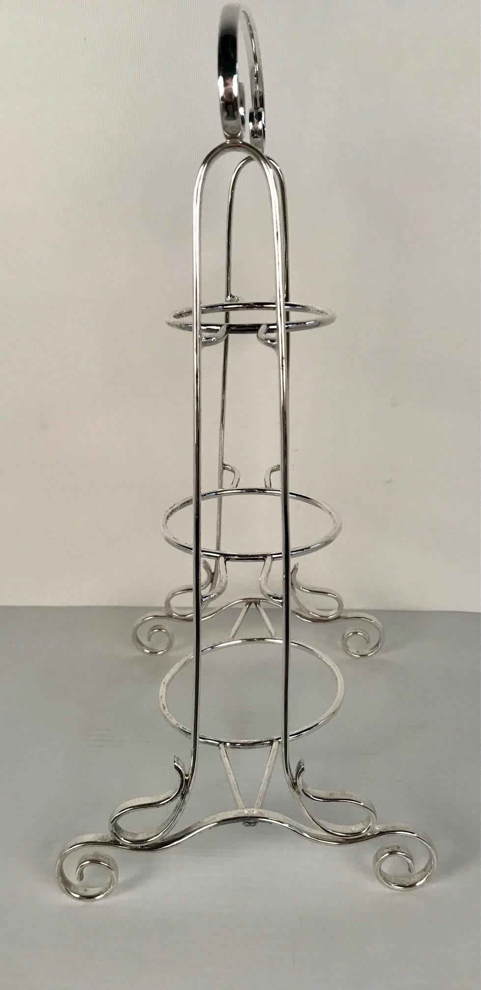 Art Nouveau Silver-Plated Three Tier Cake Stand In Good Condition For Sale In Montreal, QC