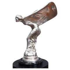 Art Nouveau Espíritu de Plata Estatua de Bronce Dama Voladora