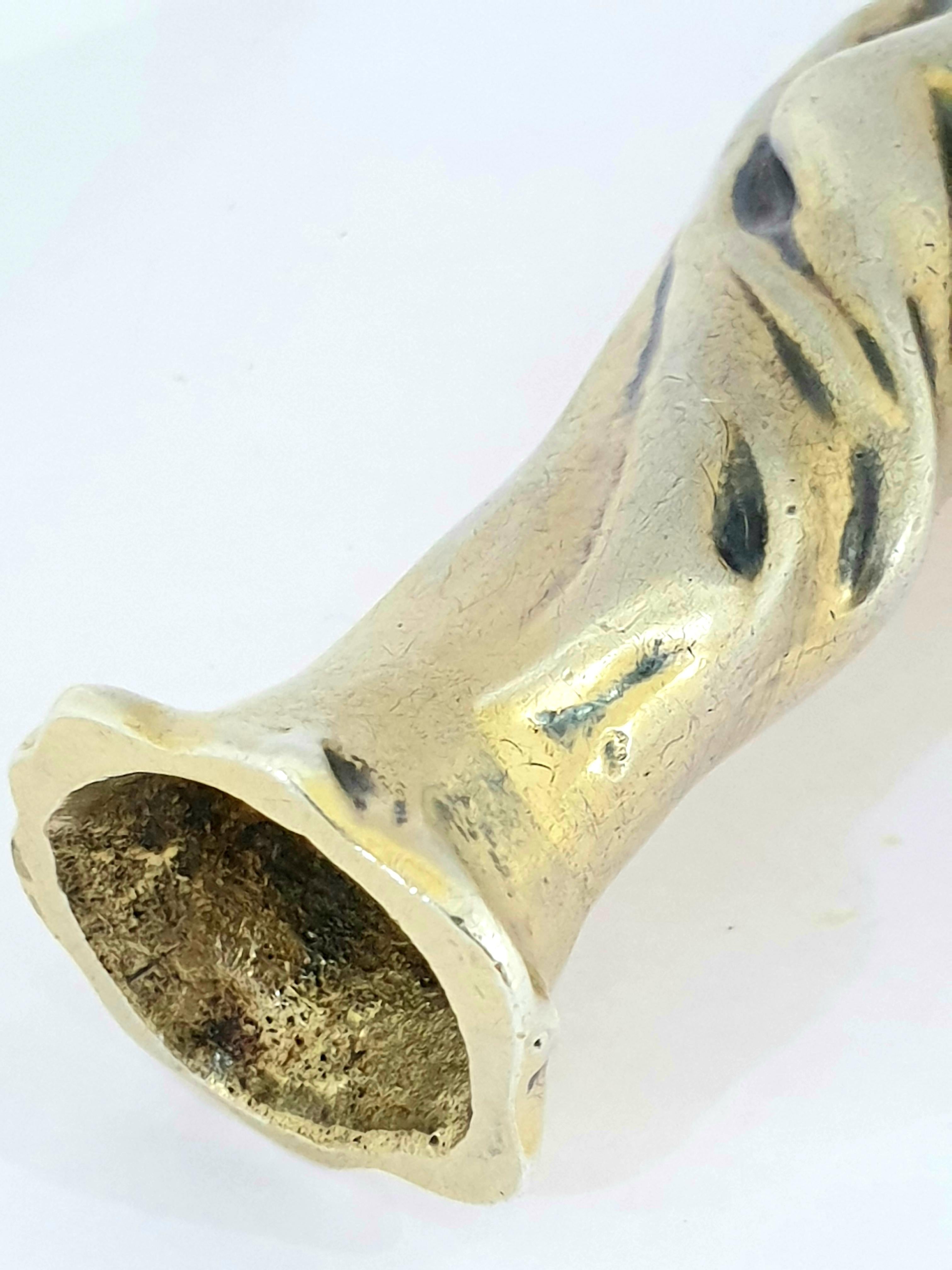 Art Nouveau  umbrella handle made by Janvier Quercia french CIRCA 1900
Silver gilt representing a dancer ,with silversmith and French Minerva marks
10.5 cm. long   weight:116.5gr