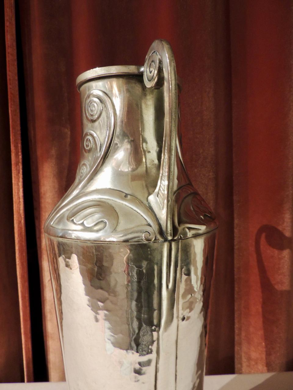 Art Nouveau Silver Vase with Hammered Details by Carl Deffner In Good Condition For Sale In Oakland, CA