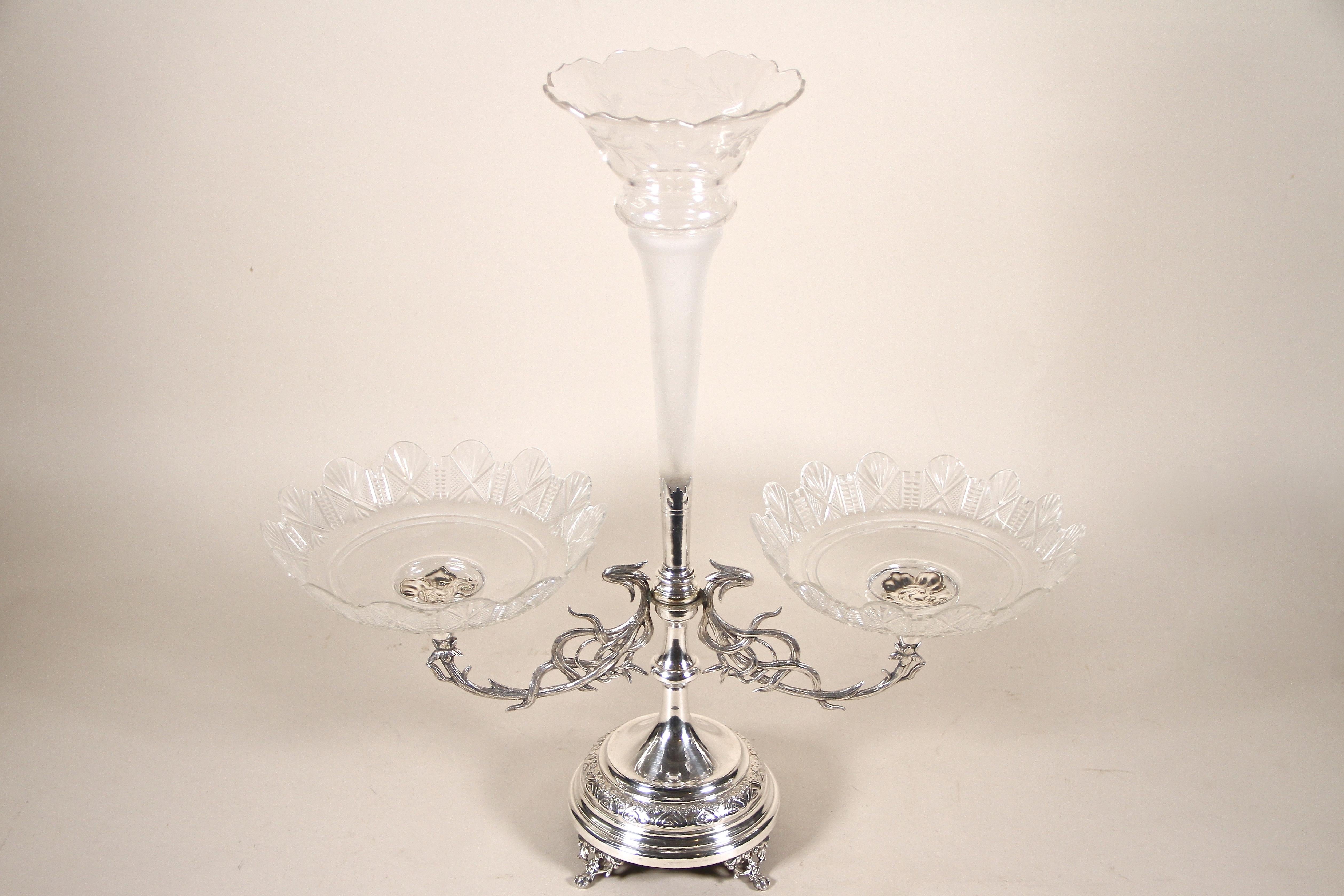 Art Nouveau Silvered Centerpiece with Engraved Glass Bowls, Austria, circa 1900 3