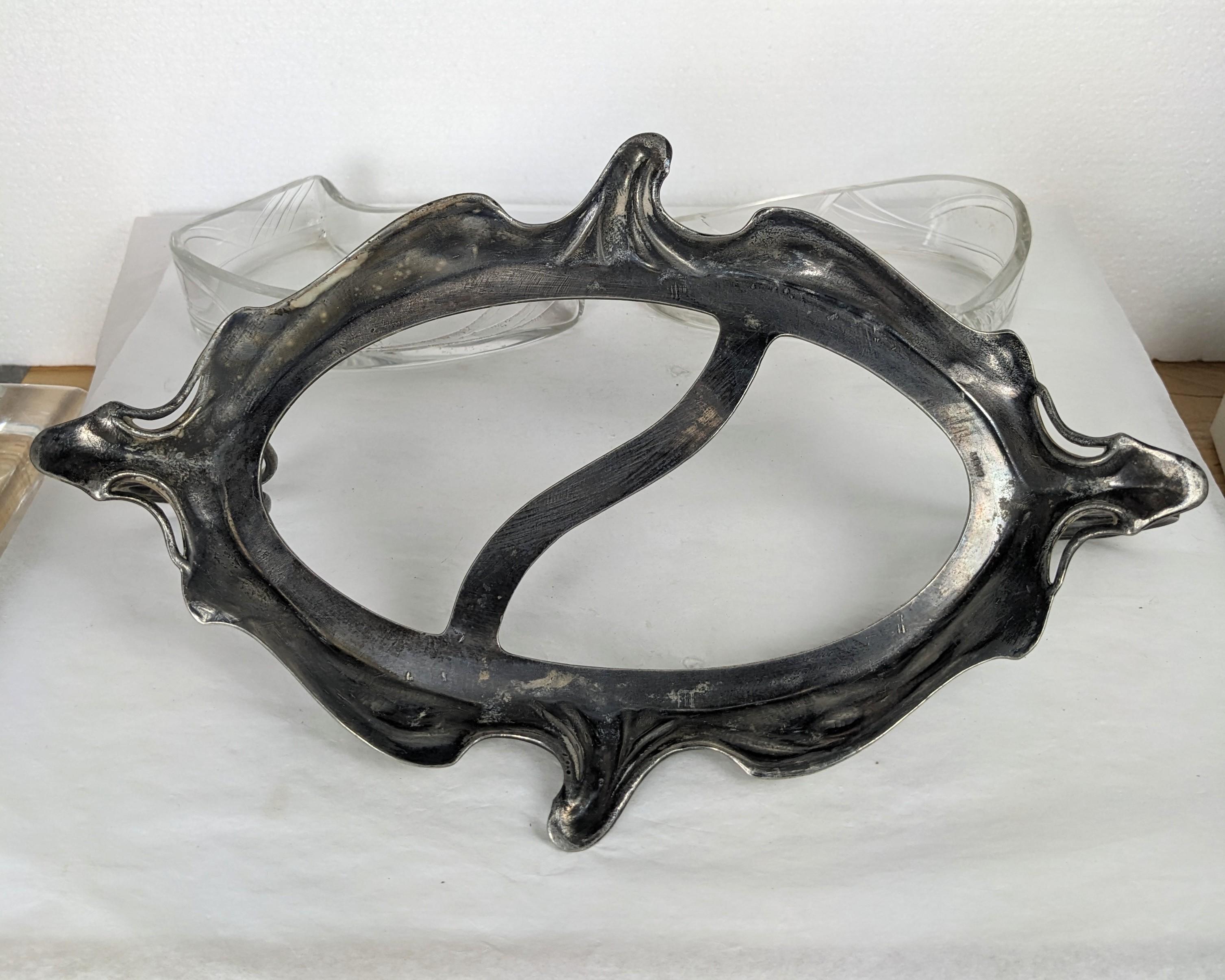 Art Nouveau Servierschale aus Silberblech (Versilberung) im Angebot