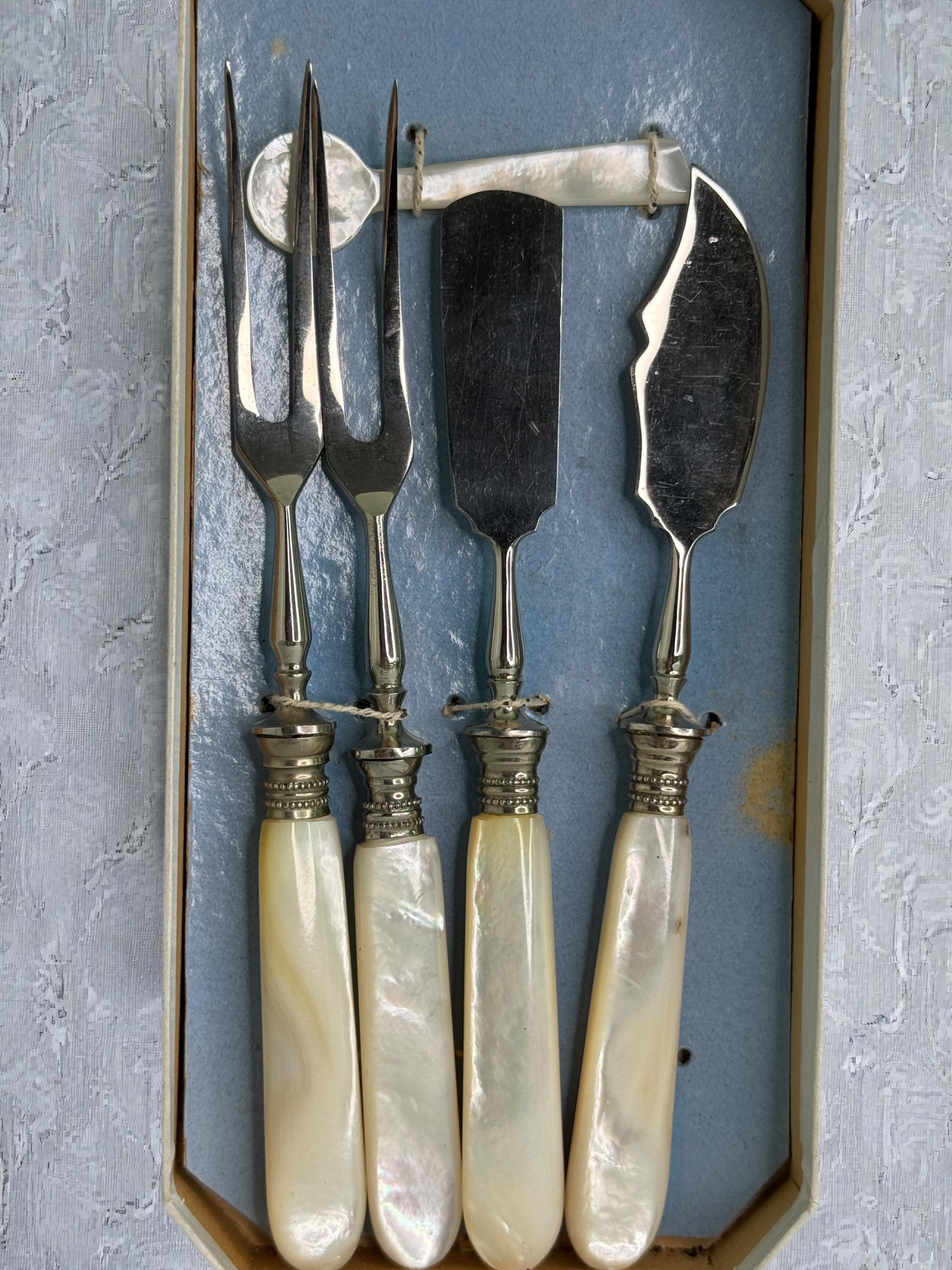 Art Nouveau Small Breakfast Utensils Meat Fork, Butter Knife, Spoon German 1920s im Angebot 2