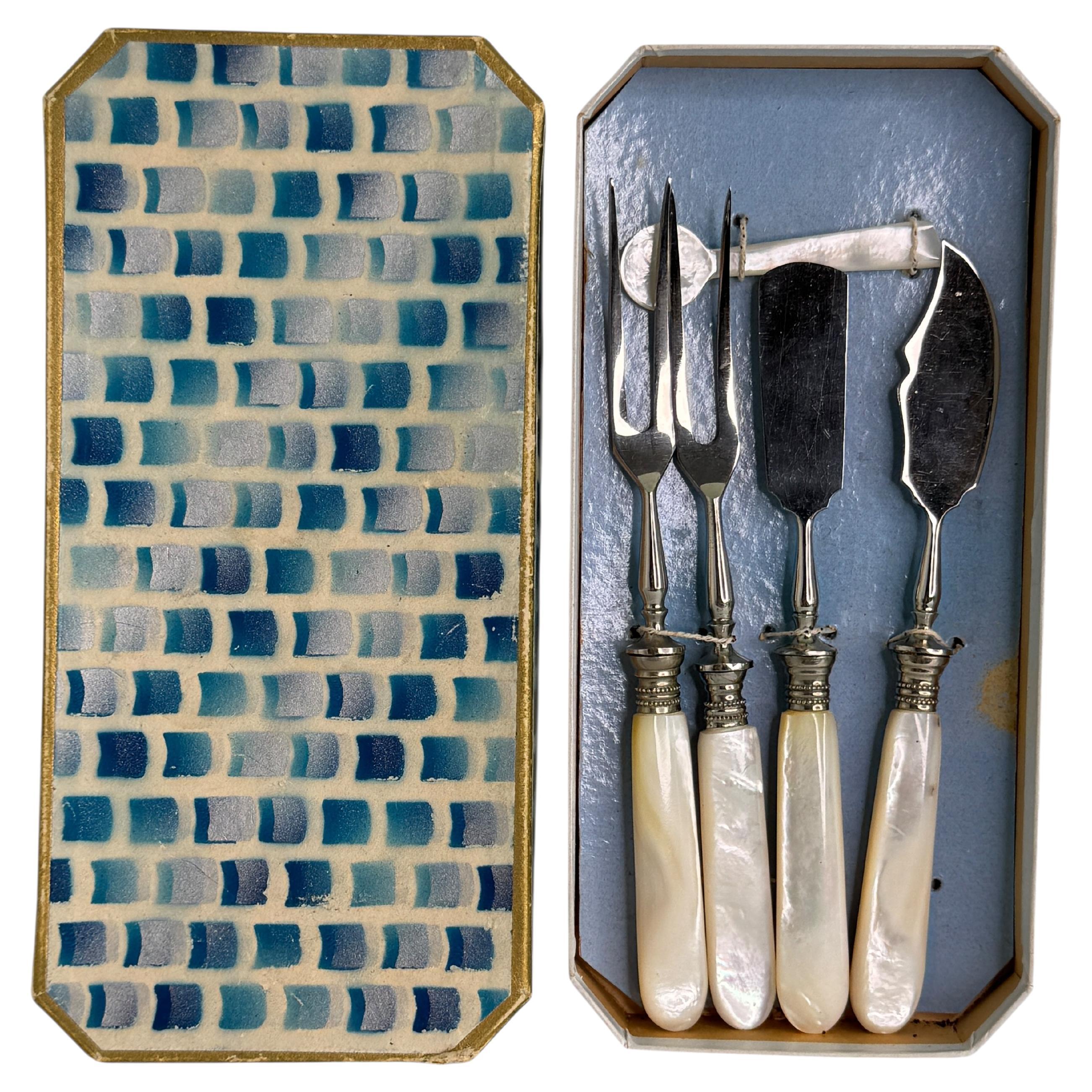 Art Nouveau Small Breakfast Utensils Meat Fork, Butter Knife, Spoon German 1920s im Angebot